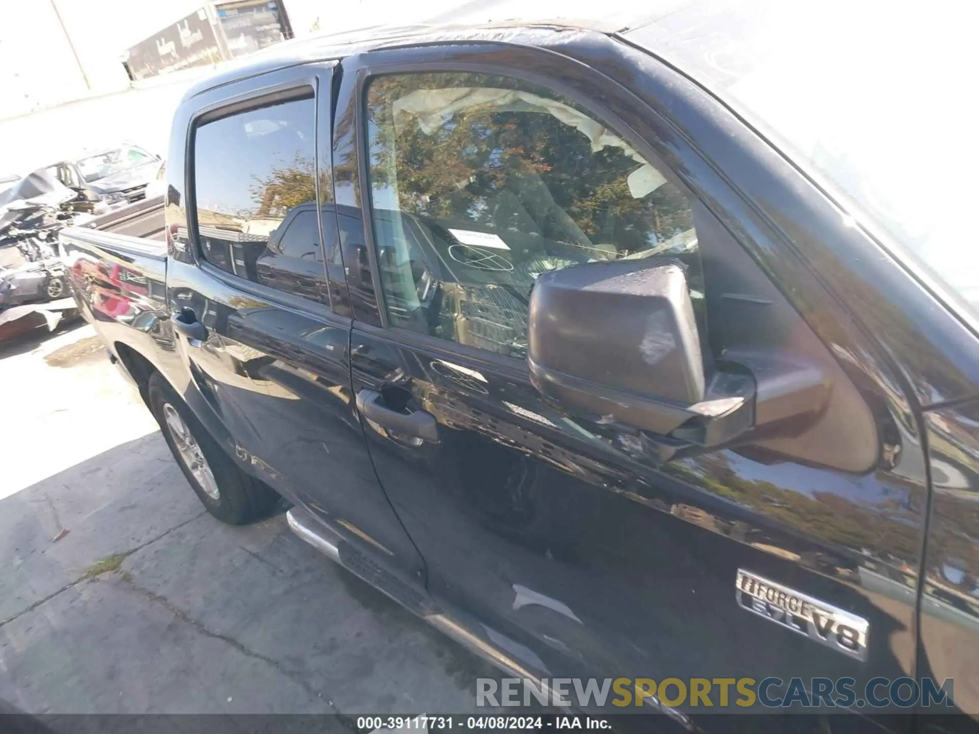 14 Photograph of a damaged car 5TFDY5F10LX896285 TOYOTA TUNDRA 2020