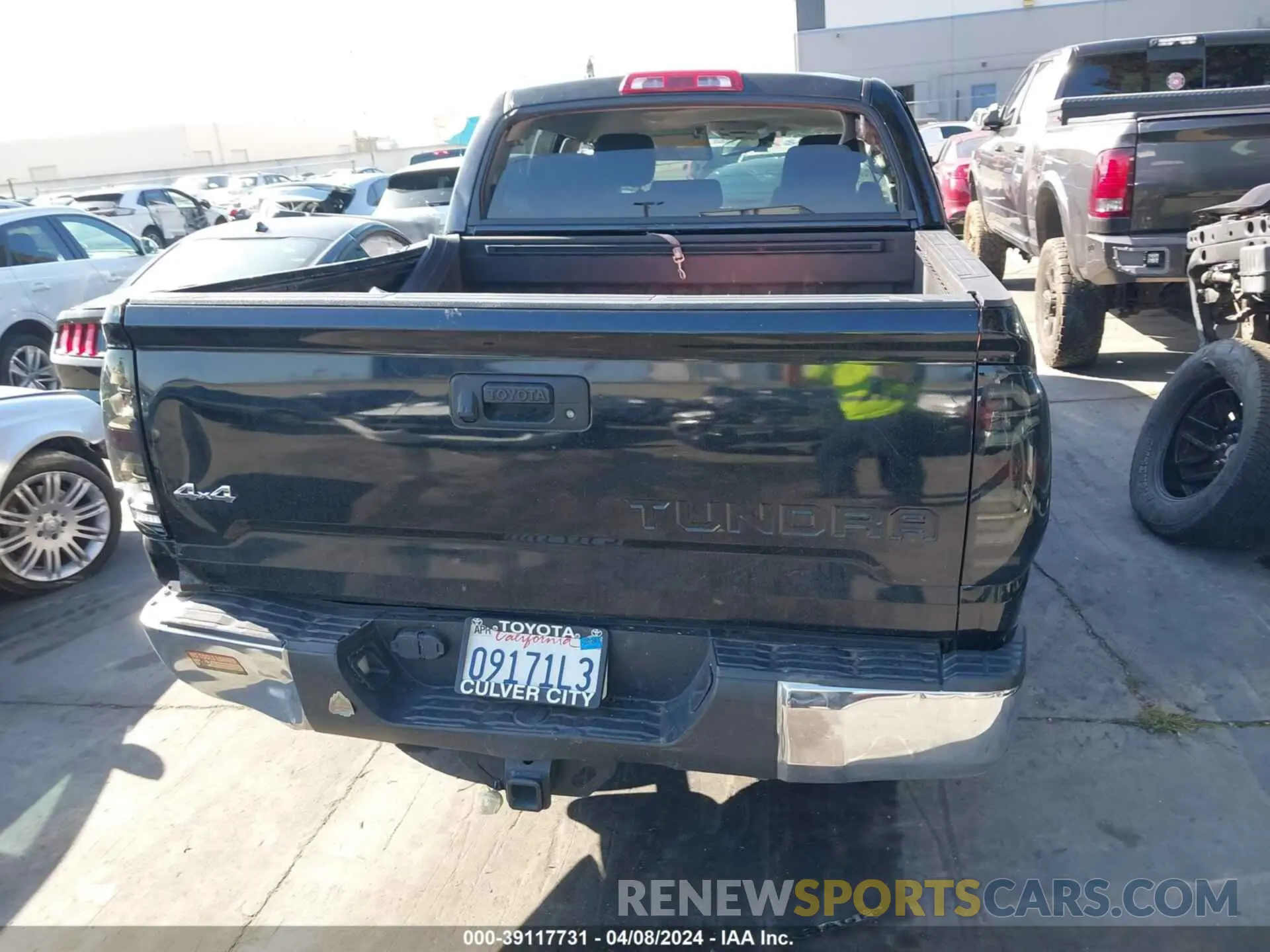 17 Photograph of a damaged car 5TFDY5F10LX896285 TOYOTA TUNDRA 2020