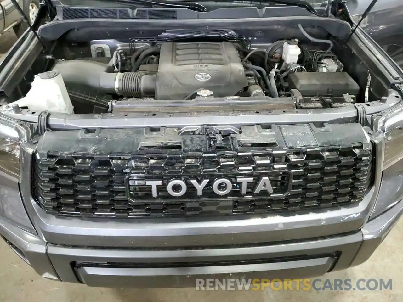 7 Photograph of a damaged car 5TFDY5F10LX901615 TOYOTA TUNDRA 2020