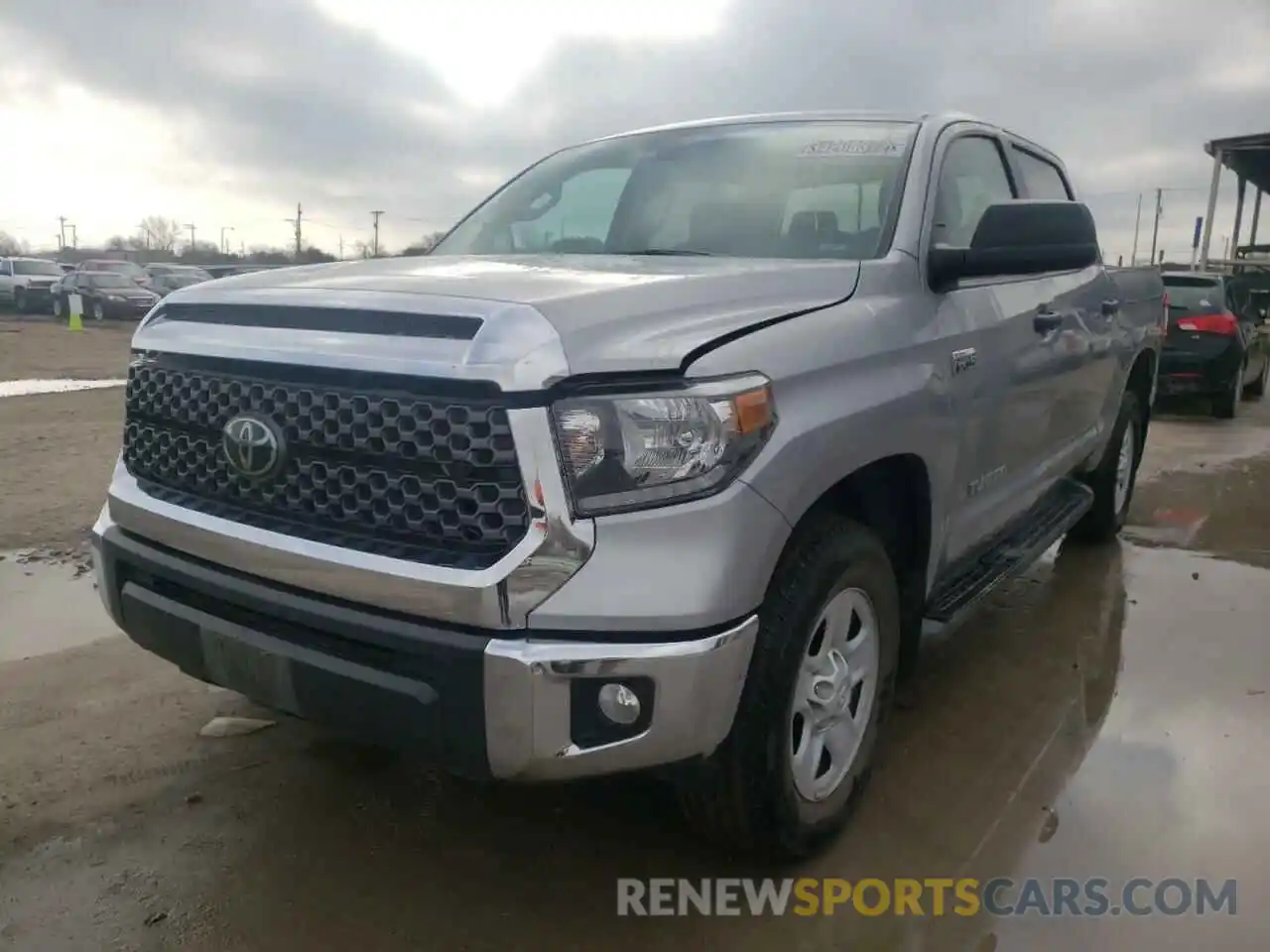 2 Photograph of a damaged car 5TFDY5F10LX926501 TOYOTA TUNDRA 2020