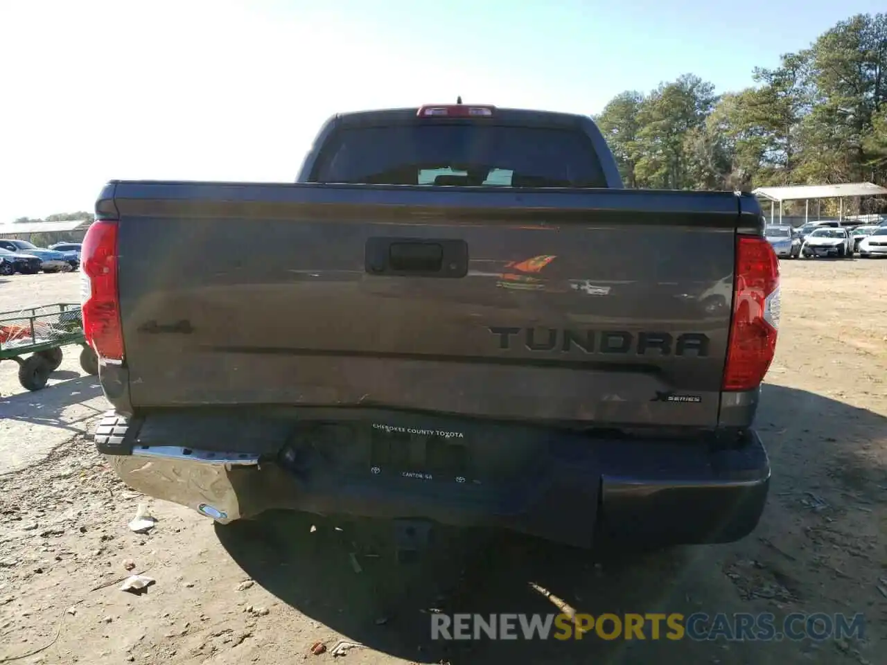 6 Photograph of a damaged car 5TFDY5F10LX934257 TOYOTA TUNDRA 2020