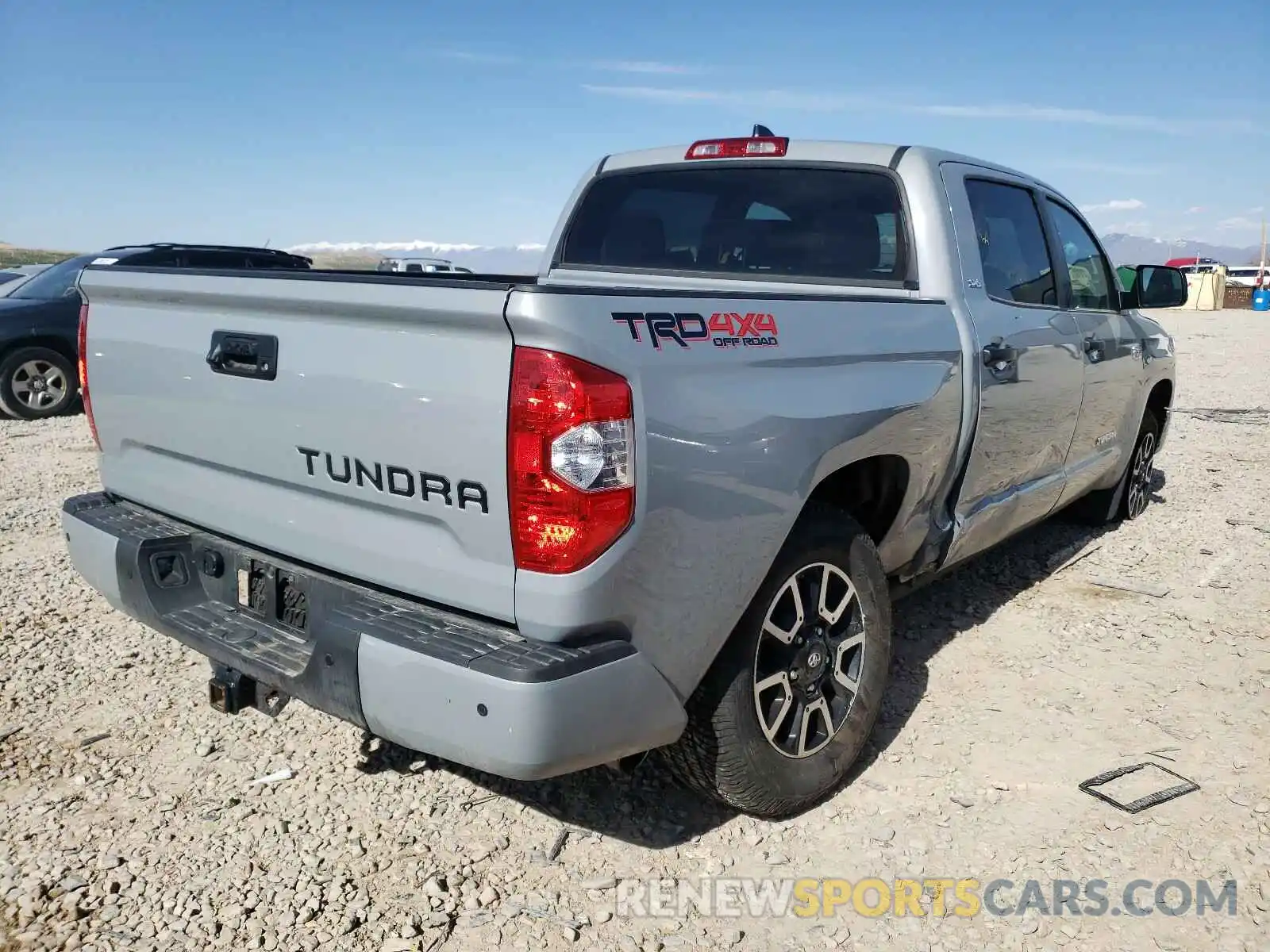 4 Photograph of a damaged car 5TFDY5F10LX935084 TOYOTA TUNDRA 2020