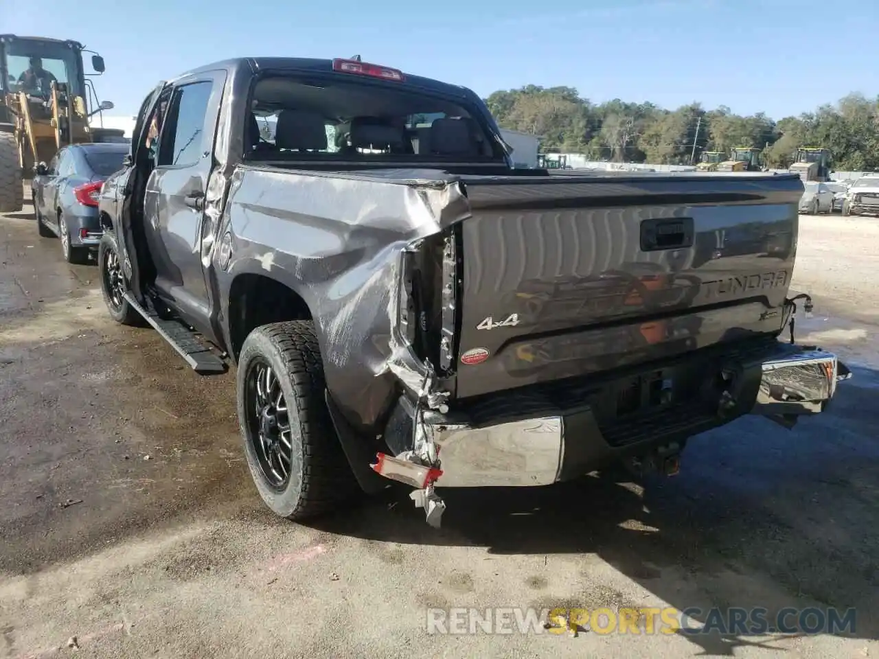 3 Photograph of a damaged car 5TFDY5F11LX909819 TOYOTA TUNDRA 2020