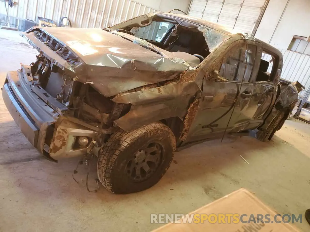 1 Photograph of a damaged car 5TFDY5F11LX927351 TOYOTA TUNDRA 2020