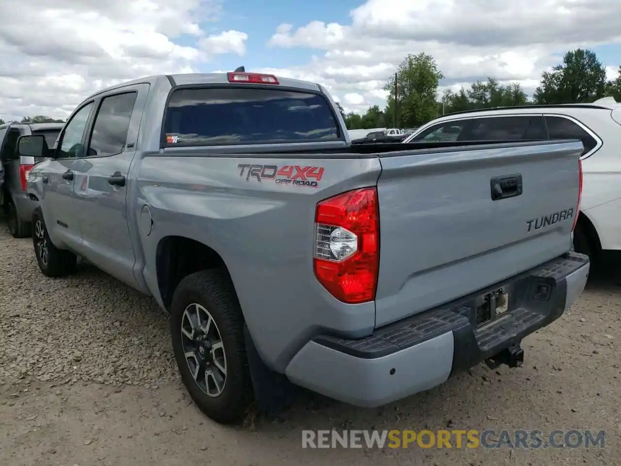 3 Photograph of a damaged car 5TFDY5F11LX931951 TOYOTA TUNDRA 2020