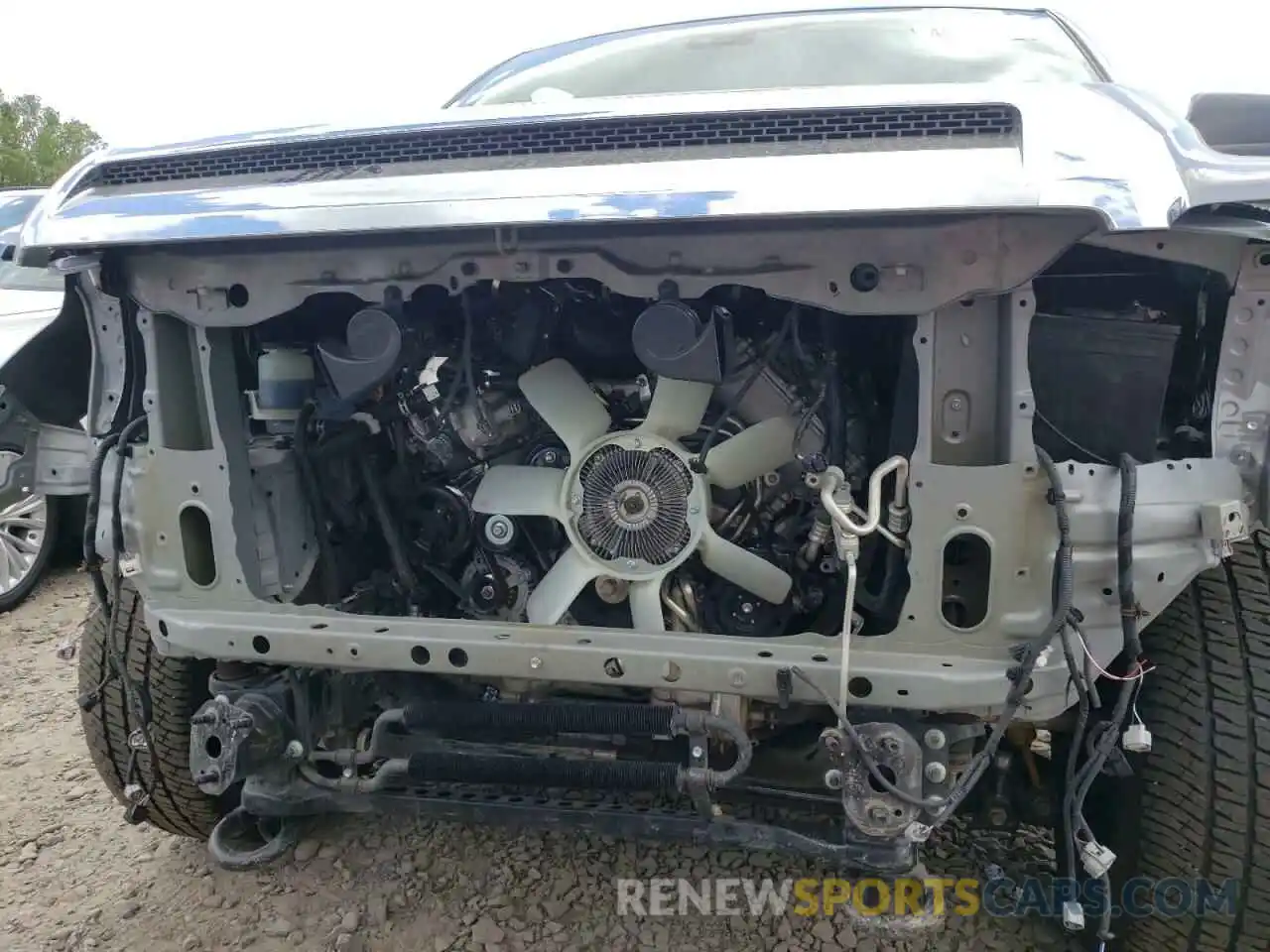 9 Photograph of a damaged car 5TFDY5F11LX931951 TOYOTA TUNDRA 2020