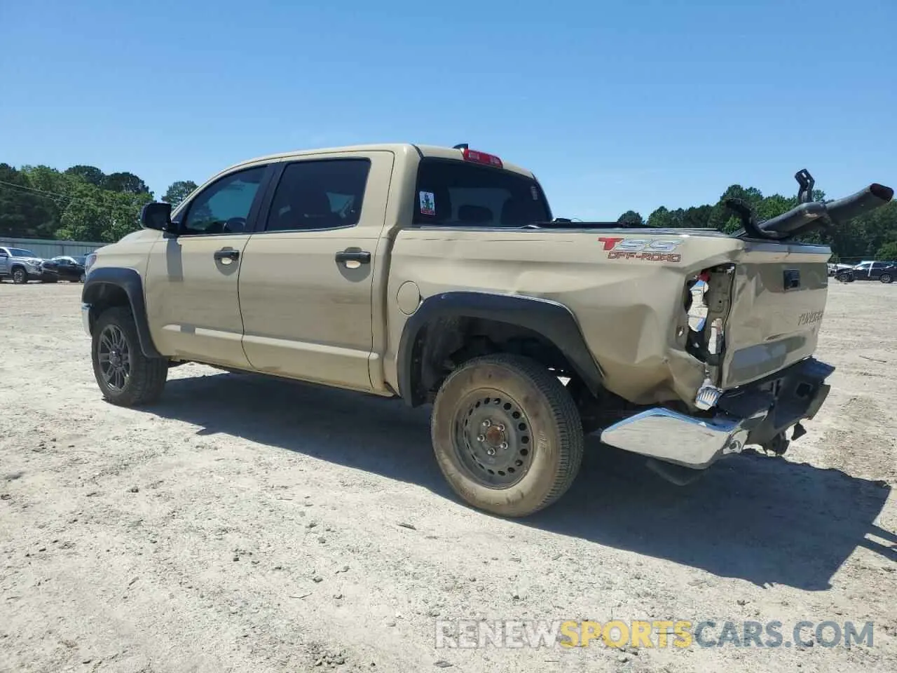 2 Photograph of a damaged car 5TFDY5F11LX938950 TOYOTA TUNDRA 2020