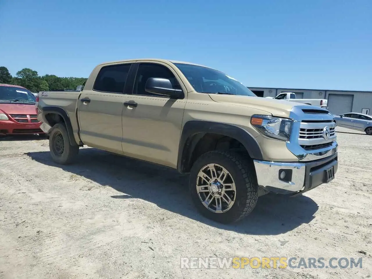 4 Photograph of a damaged car 5TFDY5F11LX938950 TOYOTA TUNDRA 2020