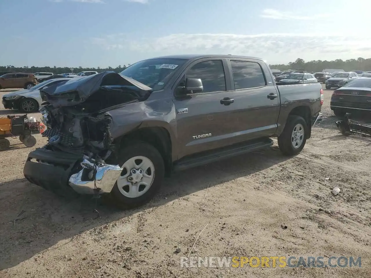 1 Photograph of a damaged car 5TFDY5F11LX949267 TOYOTA TUNDRA 2020