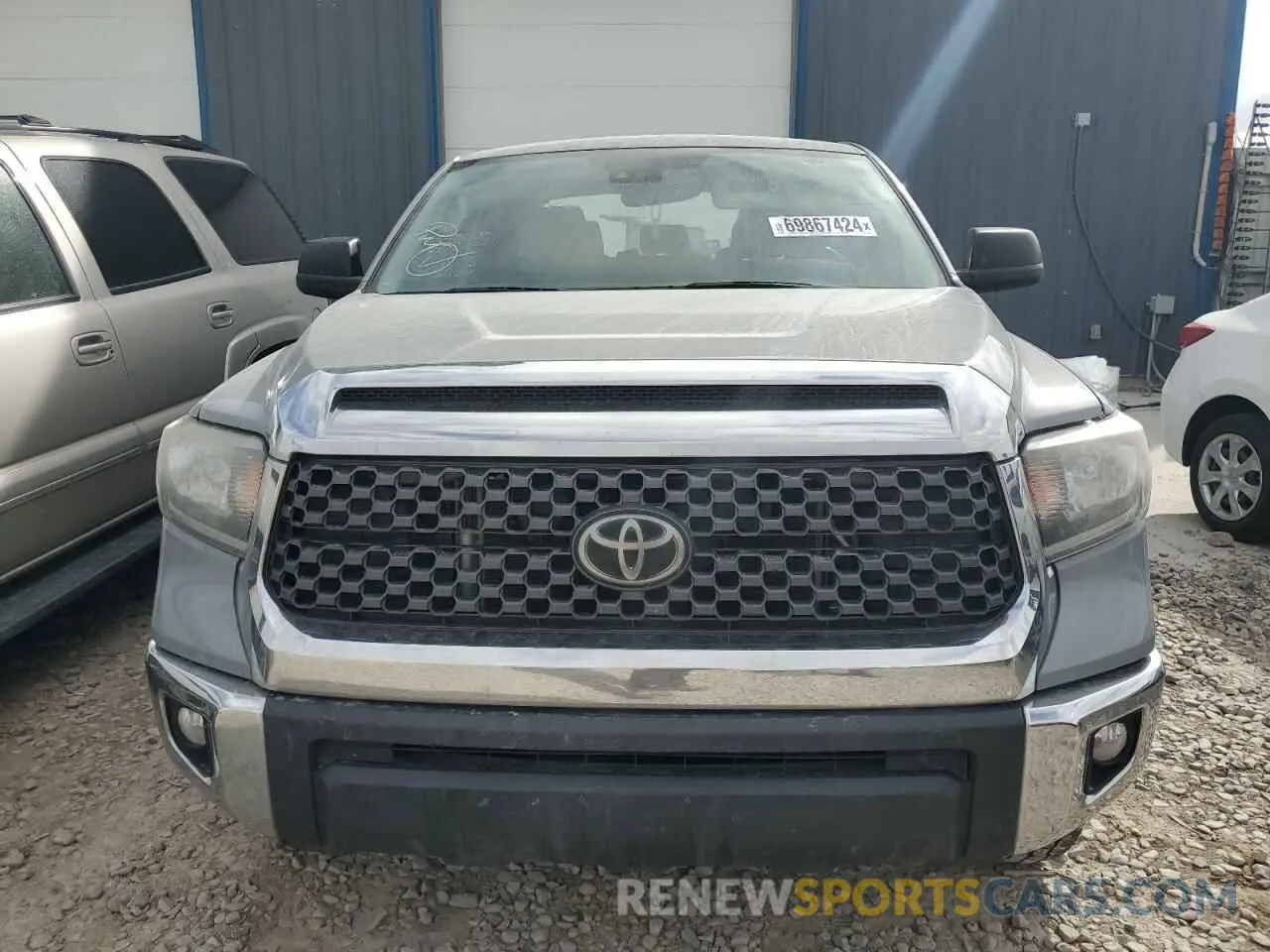 5 Photograph of a damaged car 5TFDY5F11LX951004 TOYOTA TUNDRA 2020