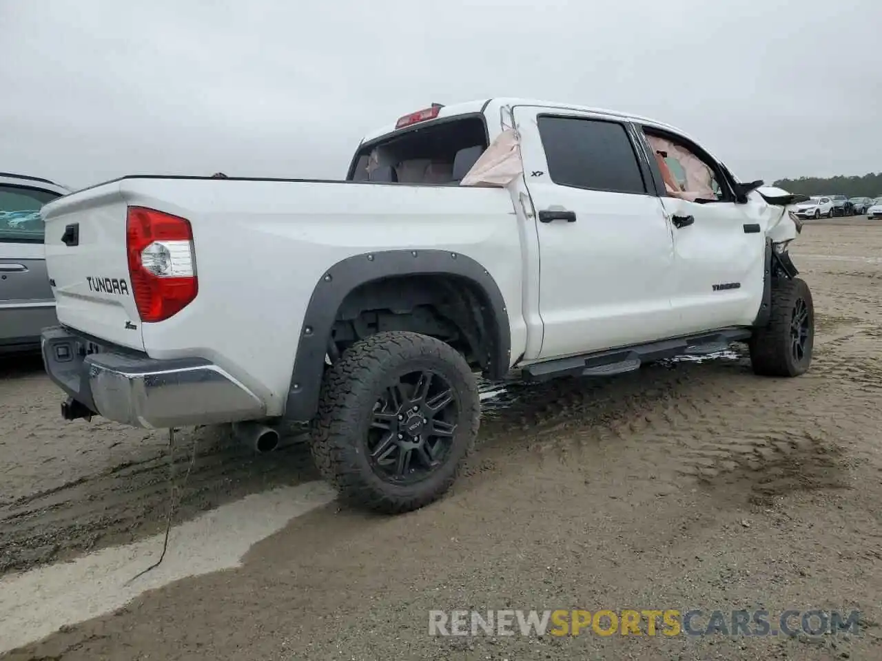 3 Photograph of a damaged car 5TFDY5F12LX873381 TOYOTA TUNDRA 2020