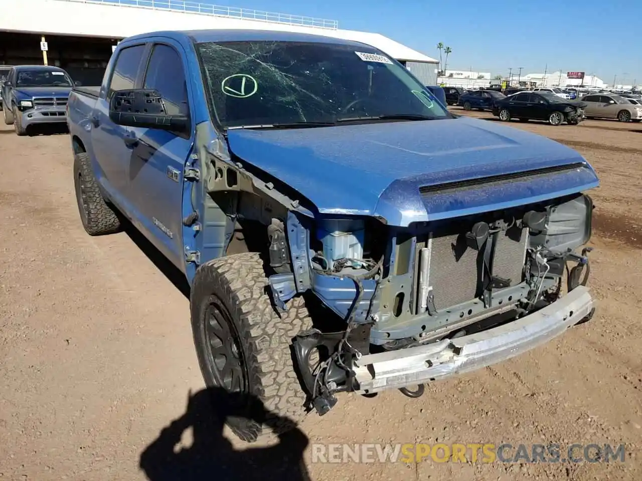 1 Photograph of a damaged car 5TFDY5F12LX883540 TOYOTA TUNDRA 2020