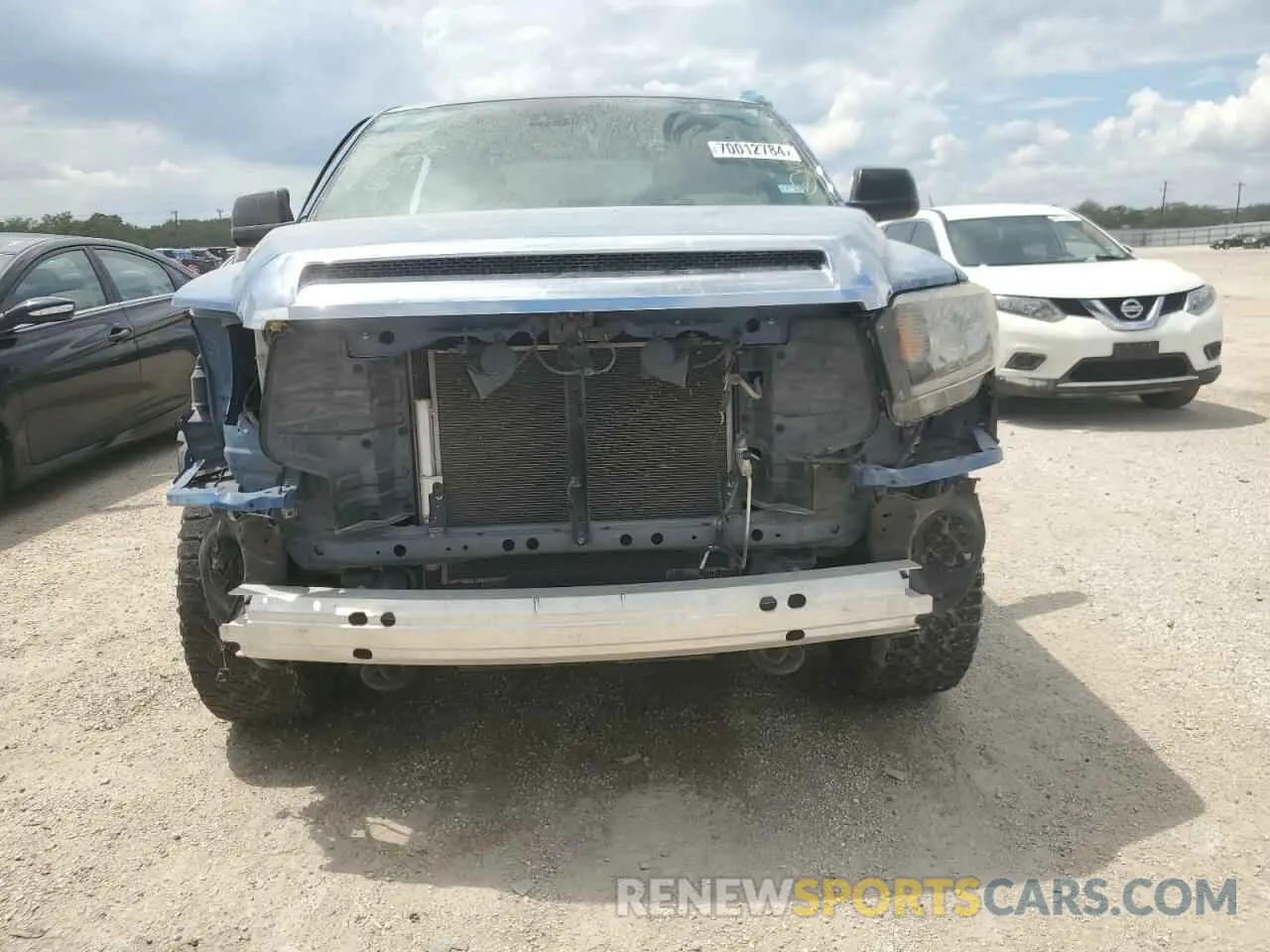5 Photograph of a damaged car 5TFDY5F12LX887345 TOYOTA TUNDRA 2020