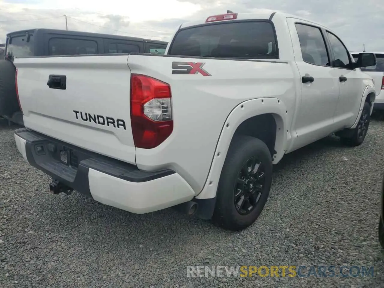 3 Photograph of a damaged car 5TFDY5F12LX924443 TOYOTA TUNDRA 2020