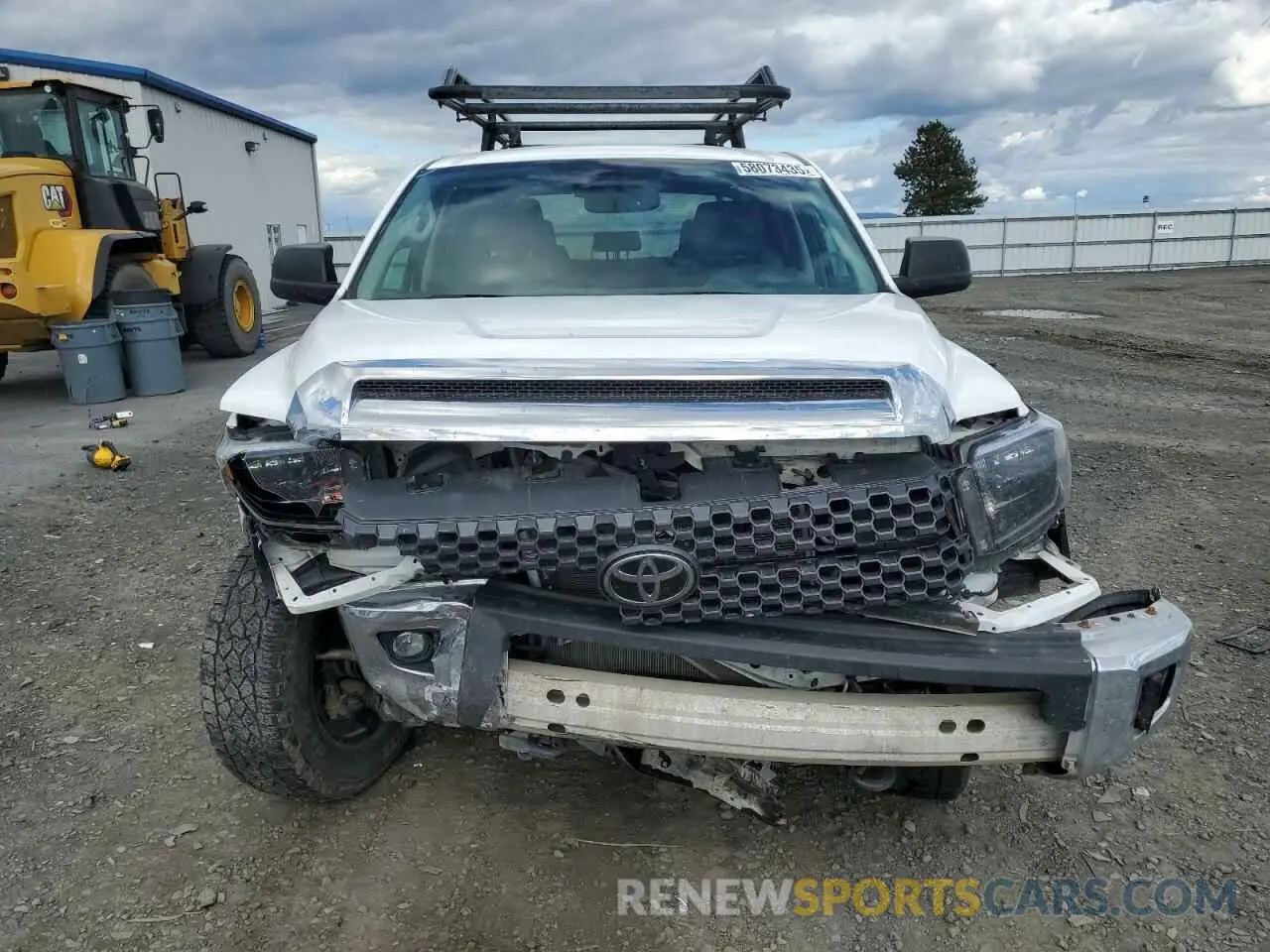5 Photograph of a damaged car 5TFDY5F12LX955028 TOYOTA TUNDRA 2020