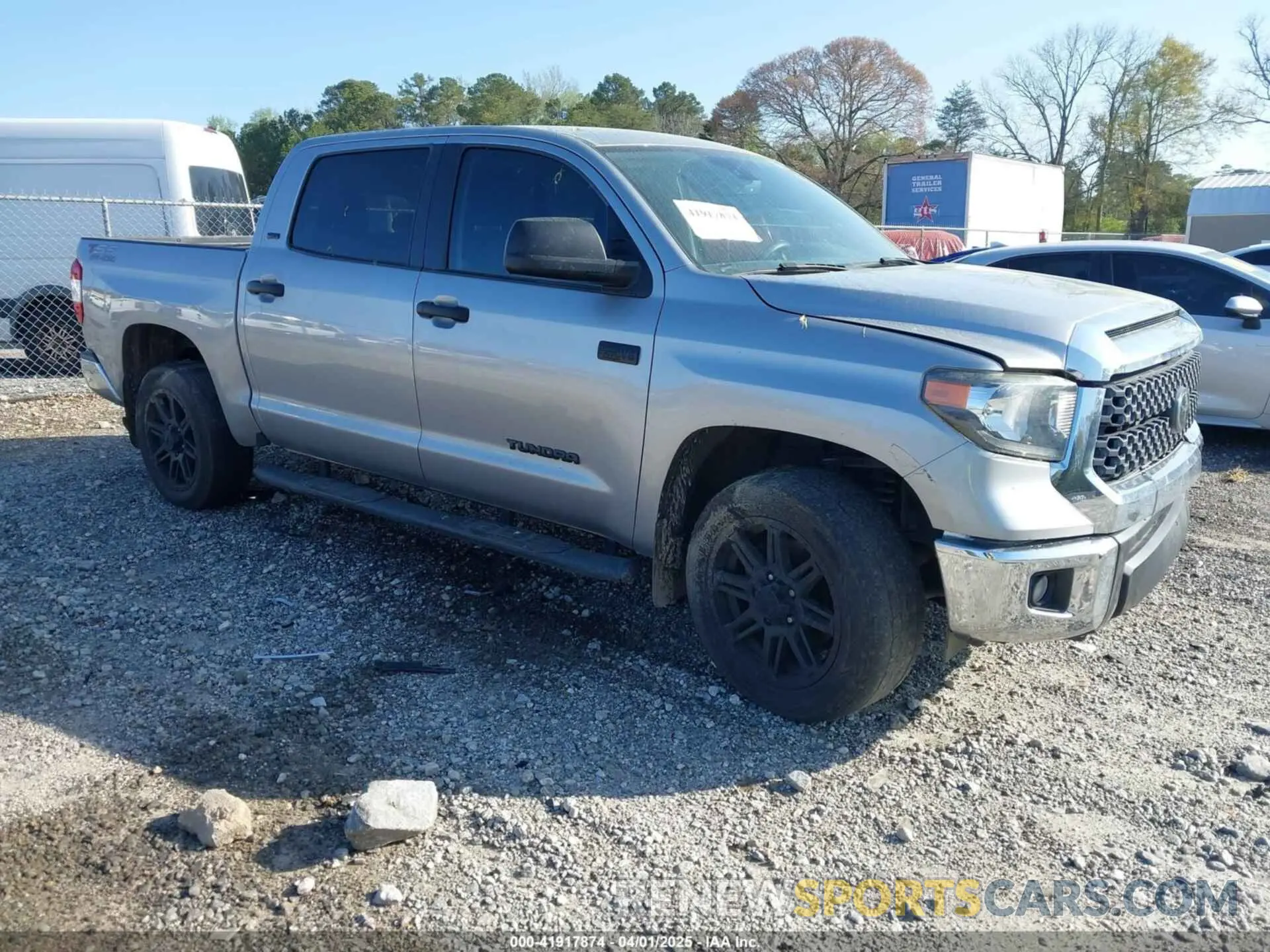 1 Photograph of a damaged car 5TFDY5F13LX889377 TOYOTA TUNDRA 2020
