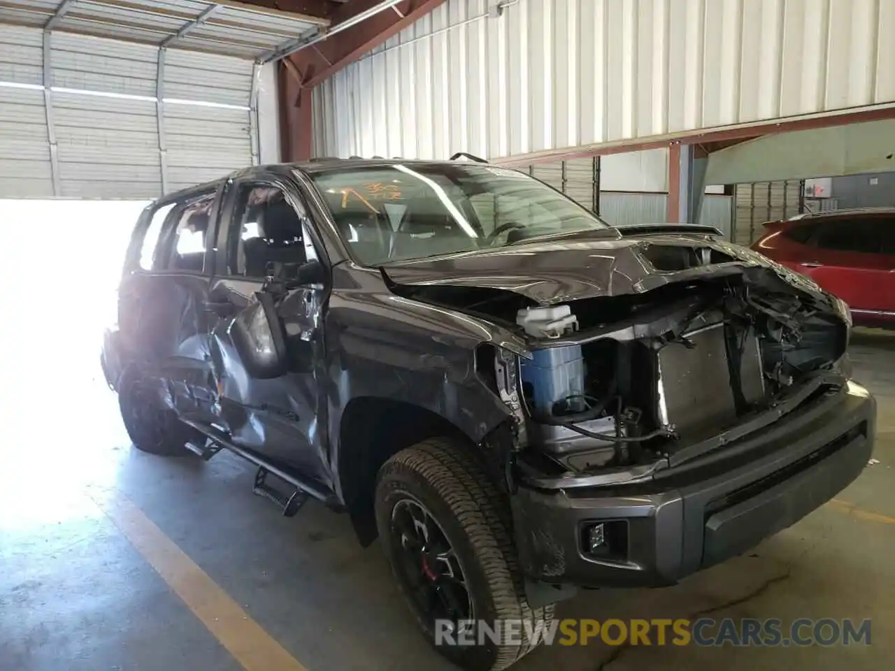 9 Photograph of a damaged car 5TFDY5F13LX945365 TOYOTA TUNDRA 2020