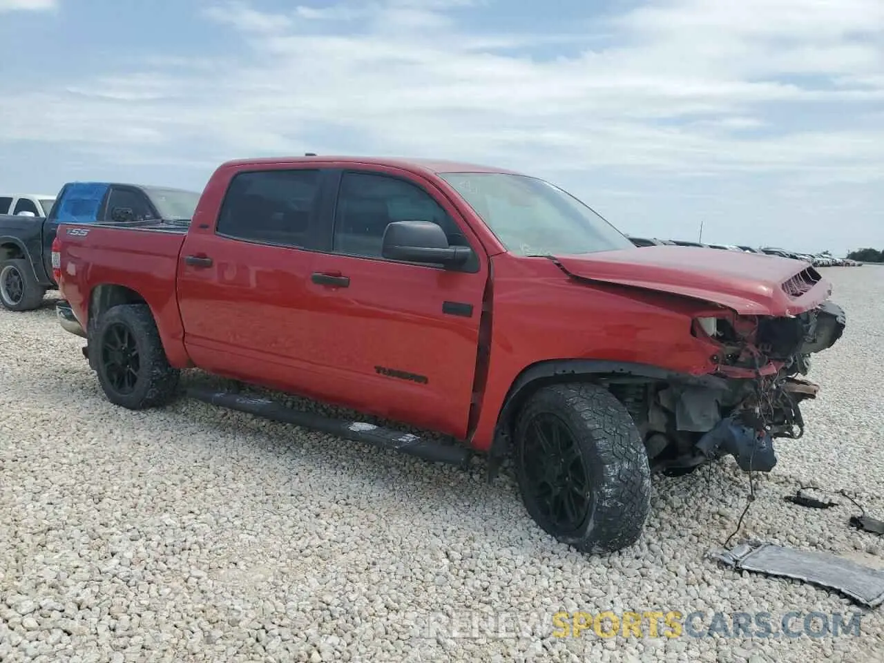 4 Photograph of a damaged car 5TFDY5F14LX883961 TOYOTA TUNDRA 2020