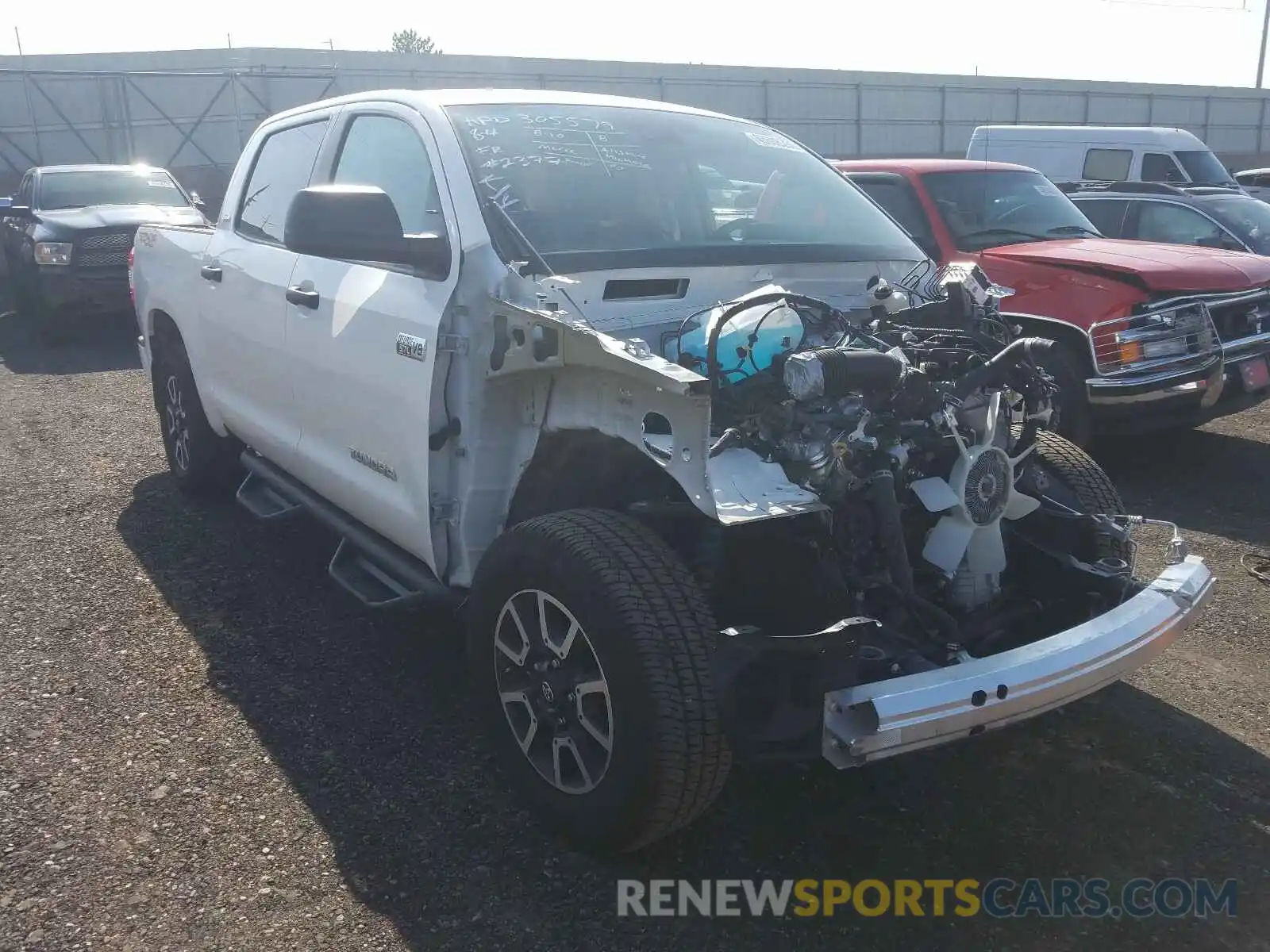 1 Photograph of a damaged car 5TFDY5F14LX892577 TOYOTA TUNDRA 2020