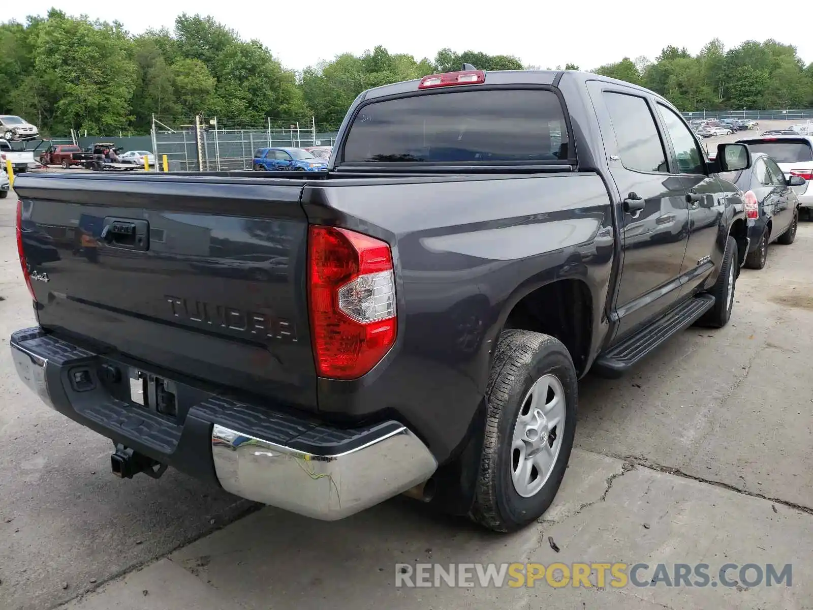 4 Photograph of a damaged car 5TFDY5F14LX903612 TOYOTA TUNDRA 2020