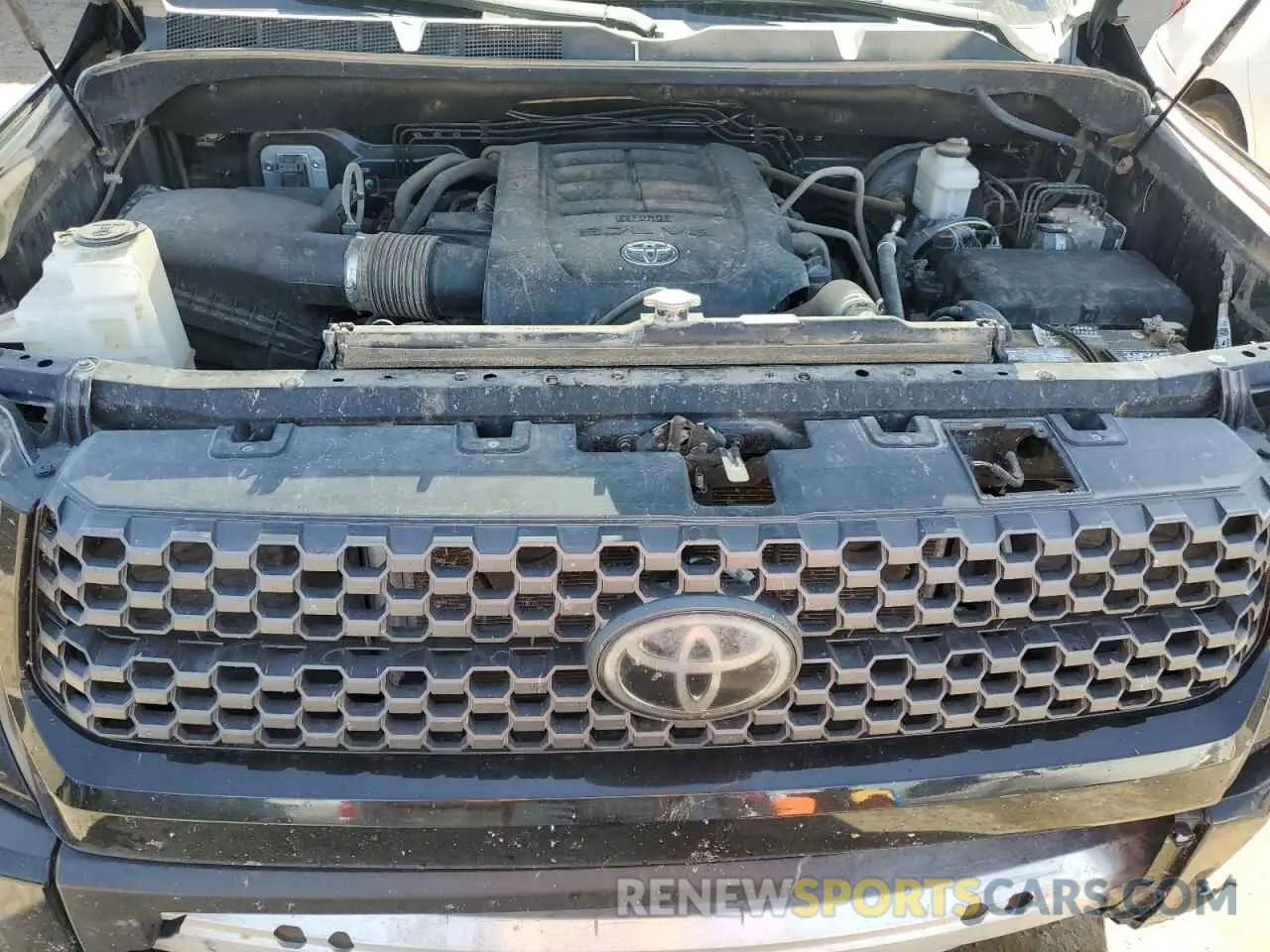 11 Photograph of a damaged car 5TFDY5F14LX931135 TOYOTA TUNDRA 2020