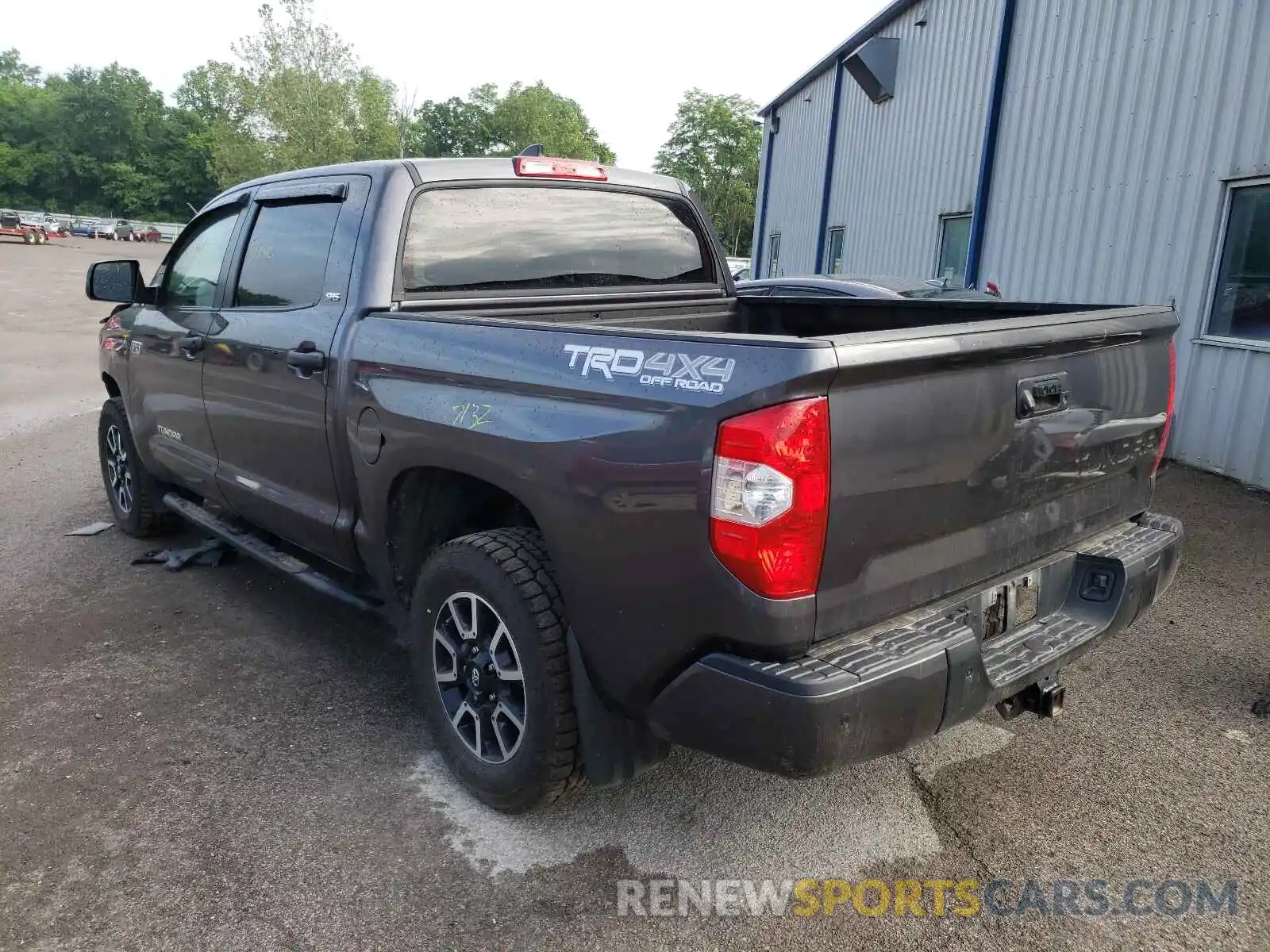 3 Photograph of a damaged car 5TFDY5F15LX880163 TOYOTA TUNDRA 2020