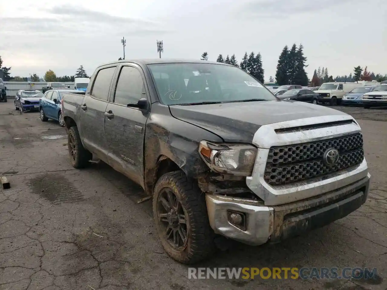 1 Photograph of a damaged car 5TFDY5F15LX903991 TOYOTA TUNDRA 2020