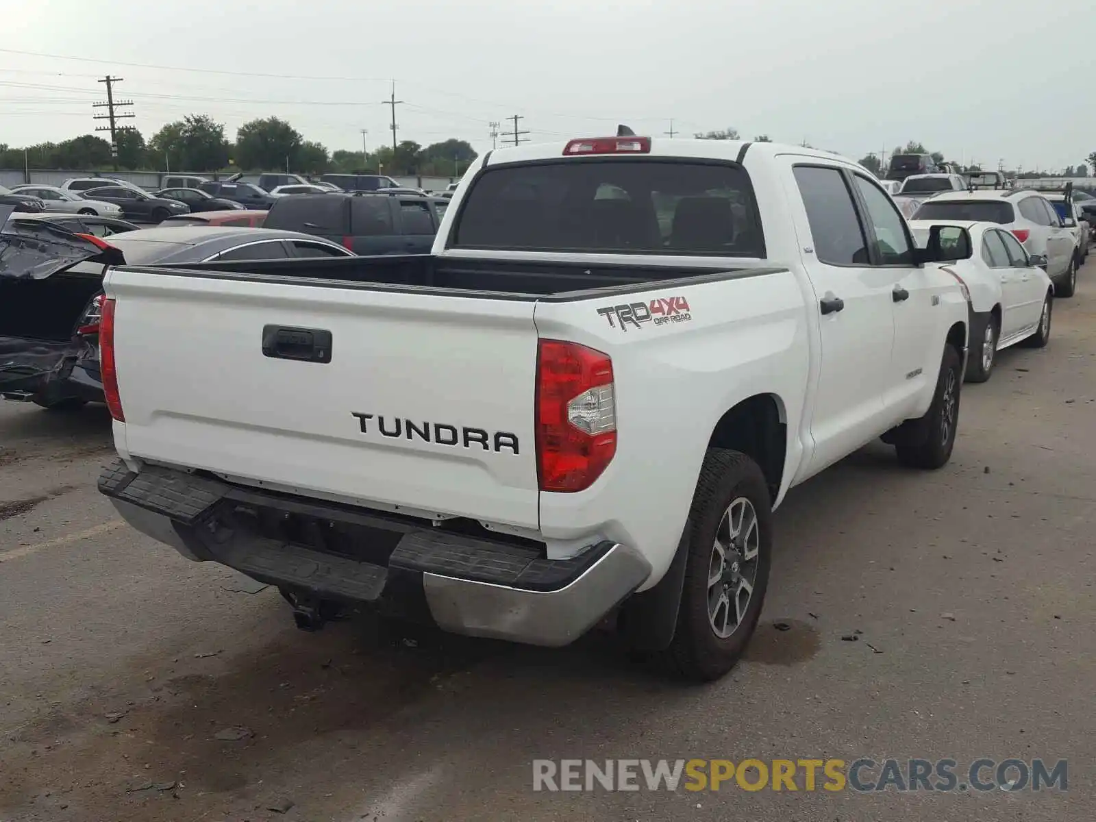 4 Photograph of a damaged car 5TFDY5F15LX941799 TOYOTA TUNDRA 2020