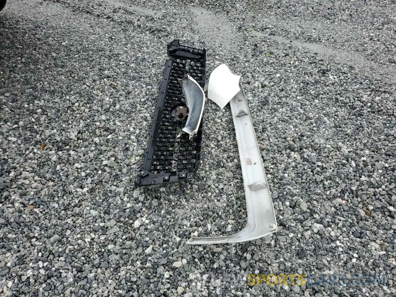 12 Photograph of a damaged car 5TFDY5F15LX950535 TOYOTA TUNDRA 2020