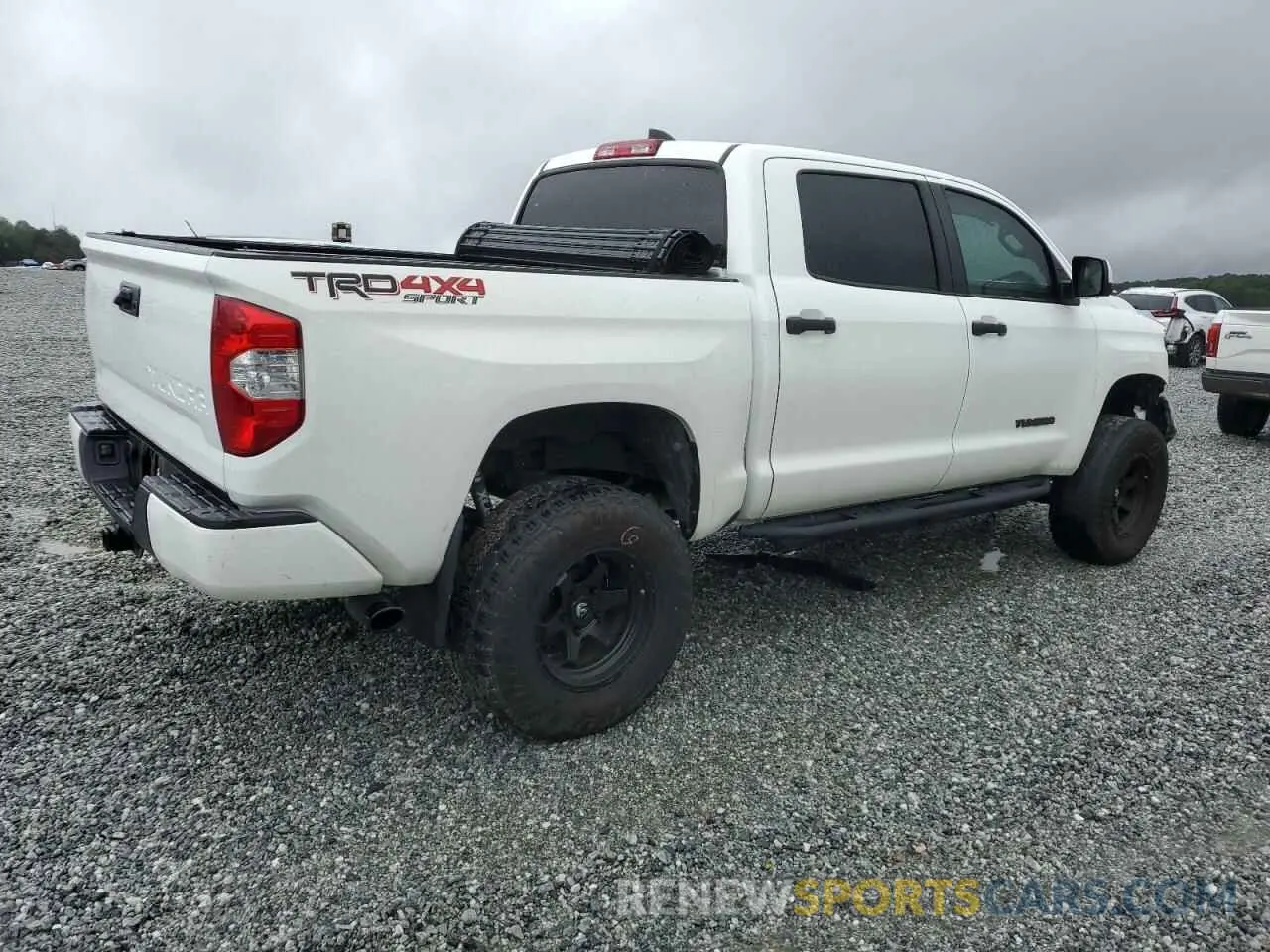 3 Photograph of a damaged car 5TFDY5F15LX950535 TOYOTA TUNDRA 2020