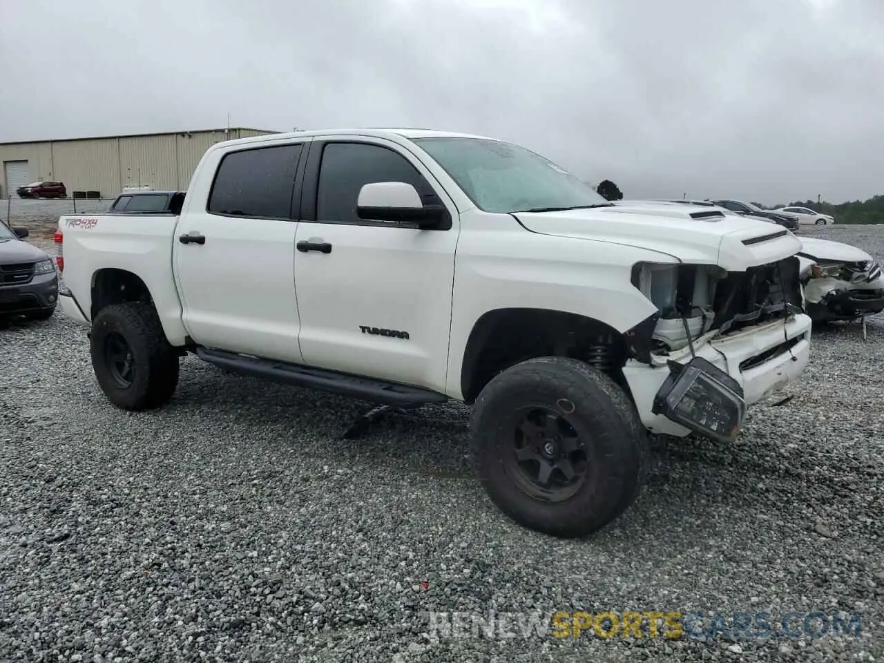4 Photograph of a damaged car 5TFDY5F15LX950535 TOYOTA TUNDRA 2020