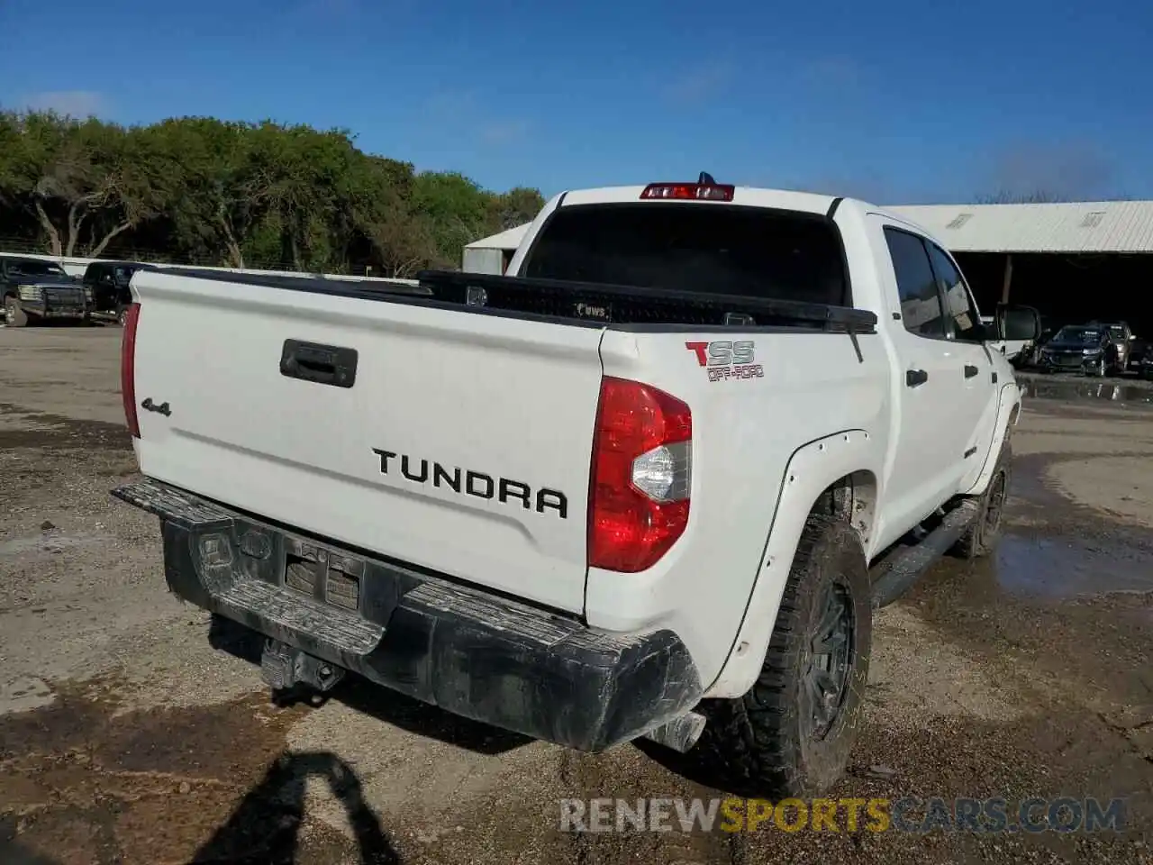 4 Photograph of a damaged car 5TFDY5F16LX907774 TOYOTA TUNDRA 2020