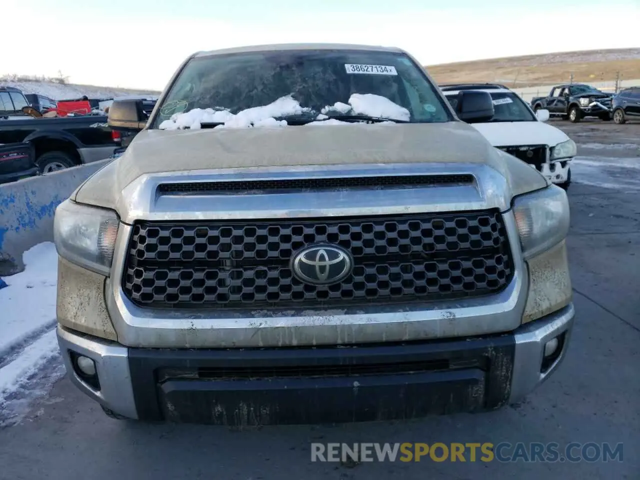 5 Photograph of a damaged car 5TFDY5F16LX910285 TOYOTA TUNDRA 2020