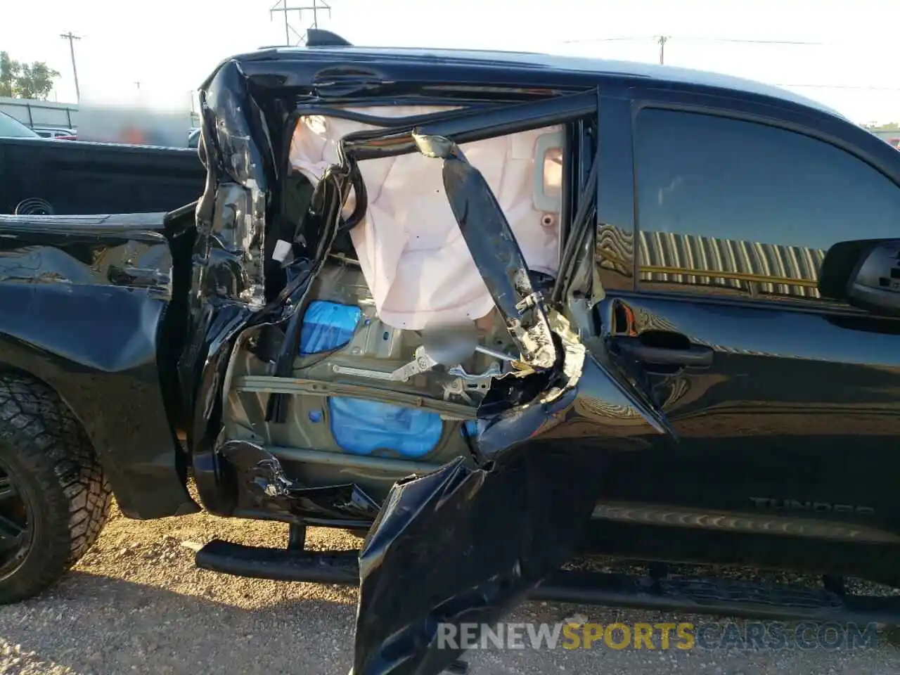 9 Photograph of a damaged car 5TFDY5F16LX921352 TOYOTA TUNDRA 2020