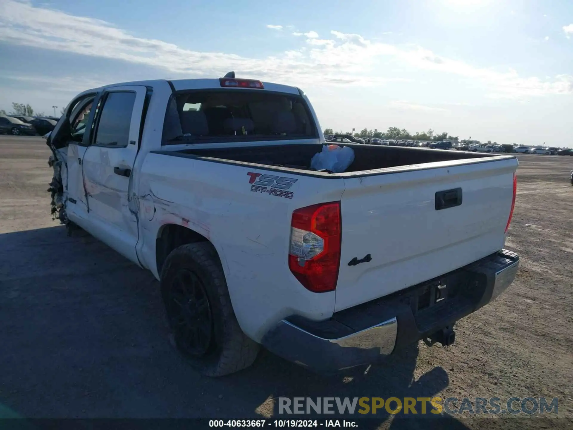 3 Photograph of a damaged car 5TFDY5F16LX945215 TOYOTA TUNDRA 2020
