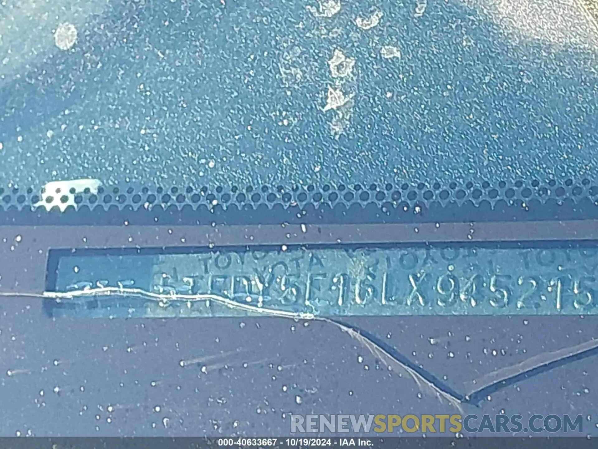 9 Photograph of a damaged car 5TFDY5F16LX945215 TOYOTA TUNDRA 2020