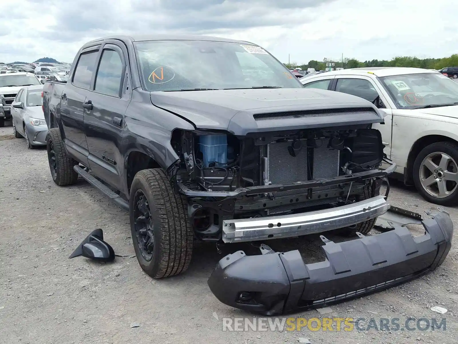 1 Photograph of a damaged car 5TFDY5F17LX918928 TOYOTA TUNDRA 2020