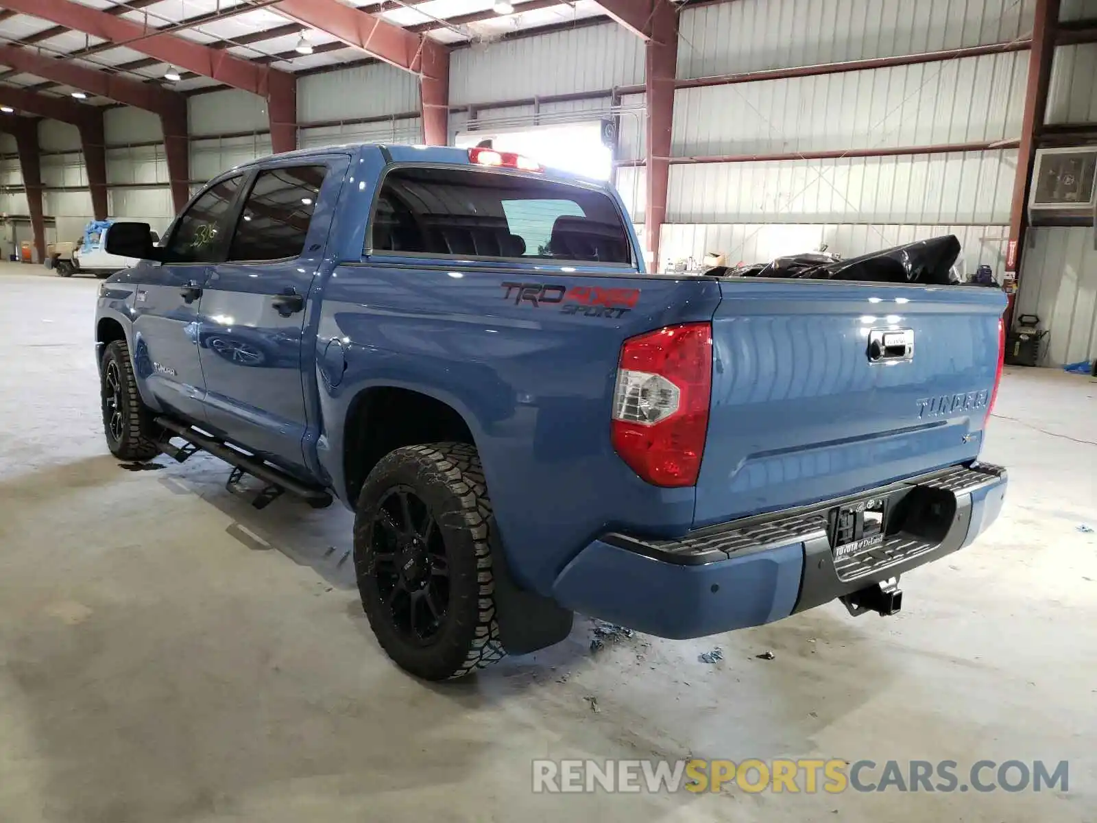 3 Photograph of a damaged car 5TFDY5F17LX924437 TOYOTA TUNDRA 2020