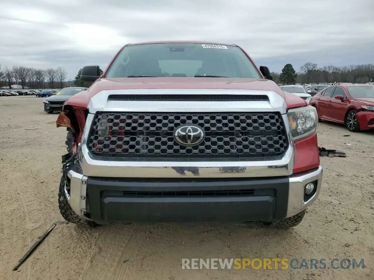5 Photograph of a damaged car 5TFDY5F17LX935289 TOYOTA TUNDRA 2020