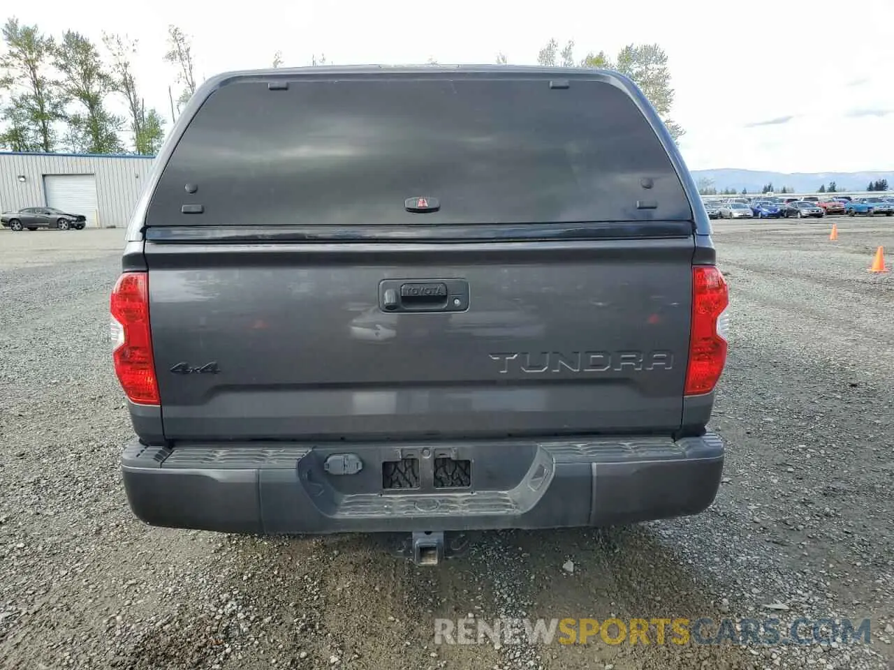 6 Photograph of a damaged car 5TFDY5F17LX940590 TOYOTA TUNDRA 2020