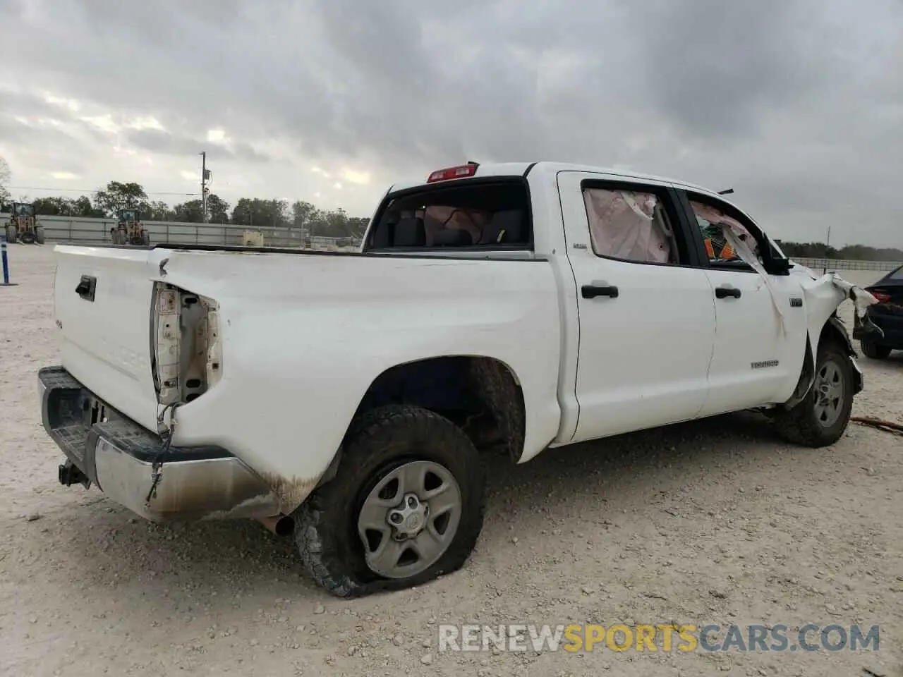3 Photograph of a damaged car 5TFDY5F18LX899628 TOYOTA TUNDRA 2020