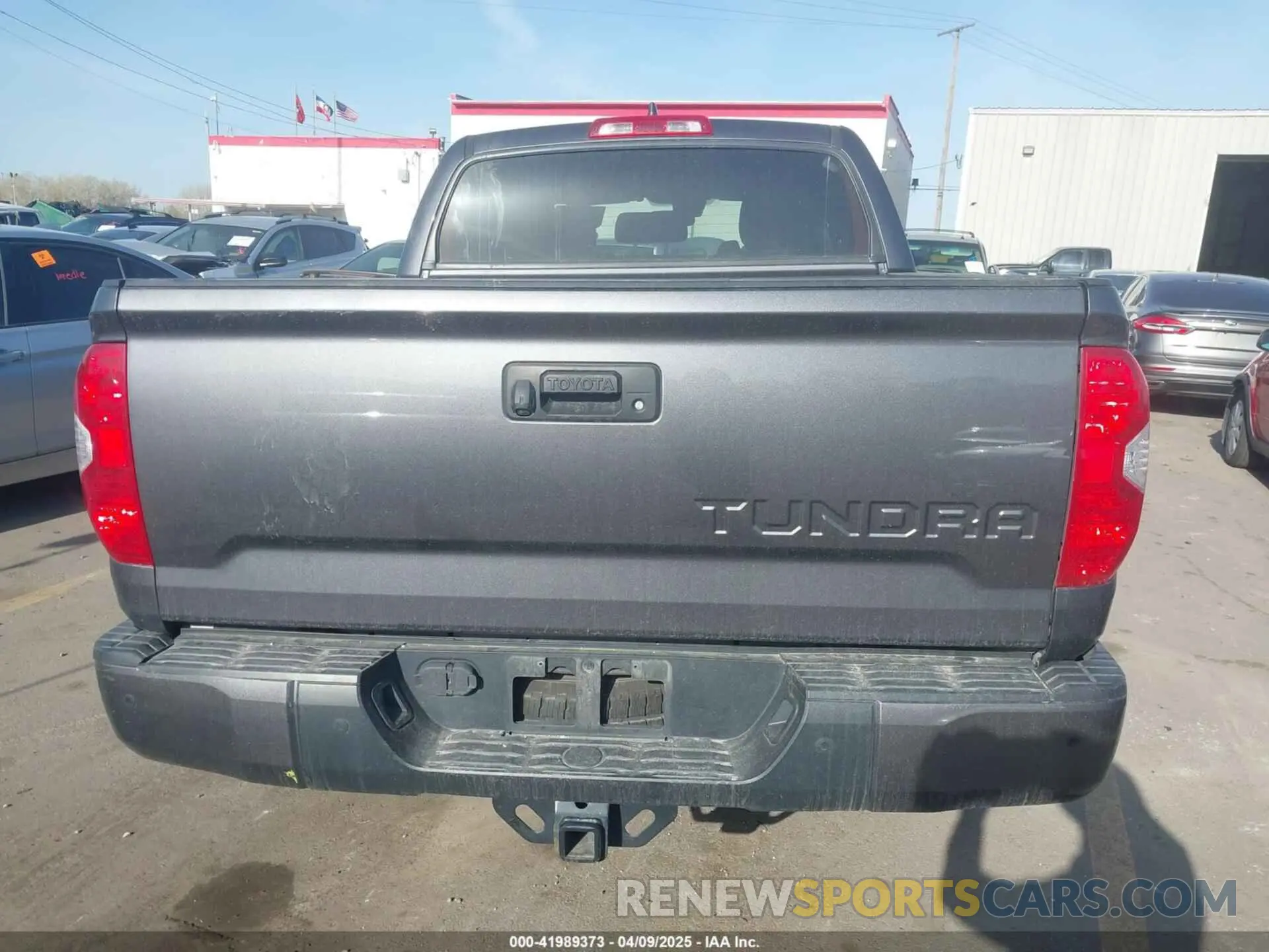 16 Photograph of a damaged car 5TFDY5F18LX912863 TOYOTA TUNDRA 2020