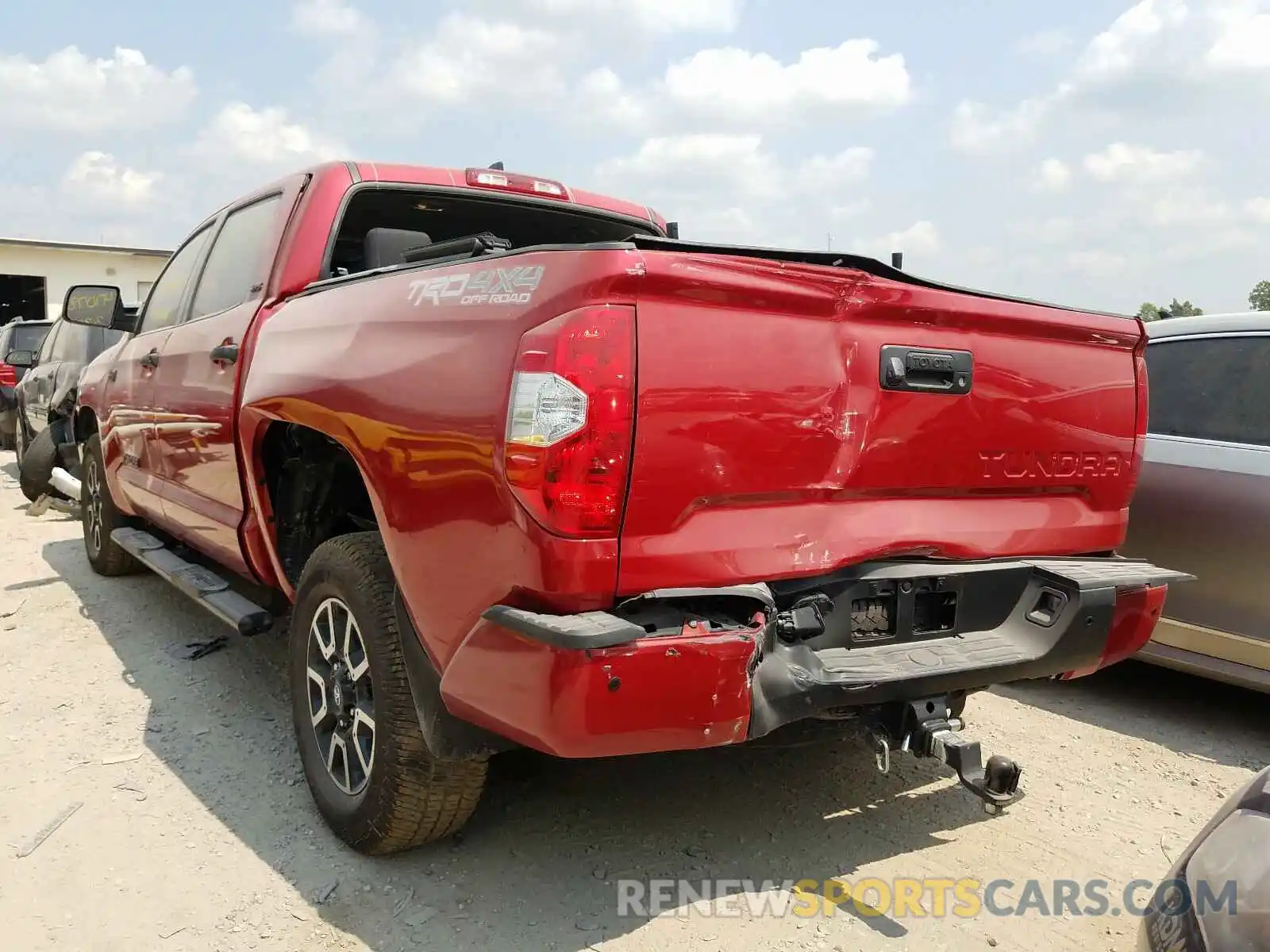 3 Photograph of a damaged car 5TFDY5F18LX918839 TOYOTA TUNDRA 2020