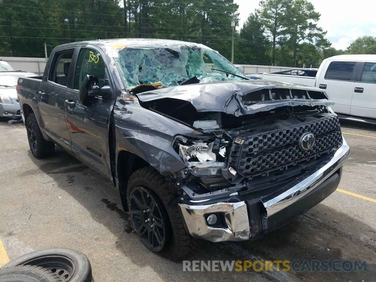 1 Photograph of a damaged car 5TFDY5F18LX920865 TOYOTA TUNDRA 2020