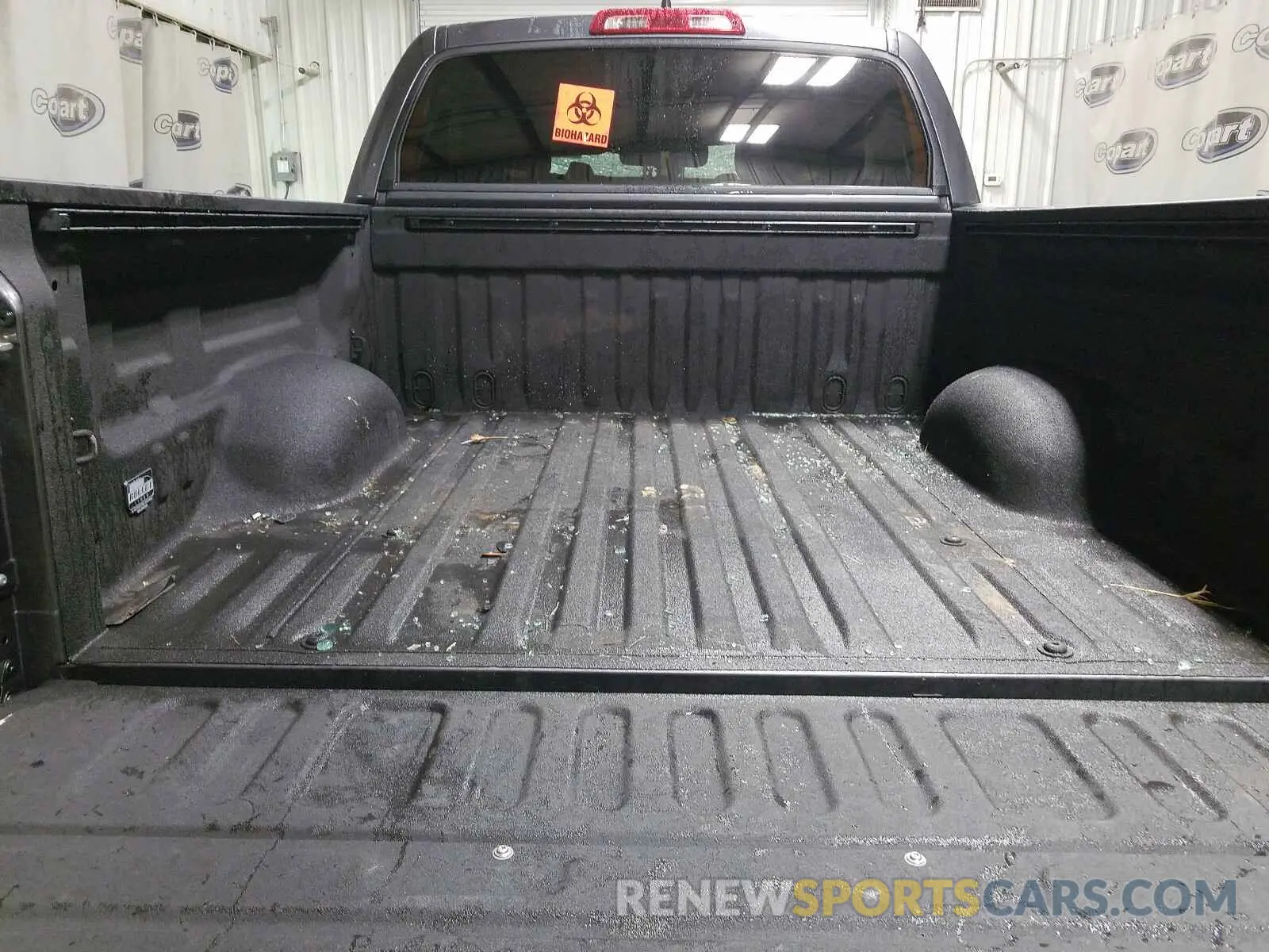 9 Photograph of a damaged car 5TFDY5F18LX941053 TOYOTA TUNDRA 2020
