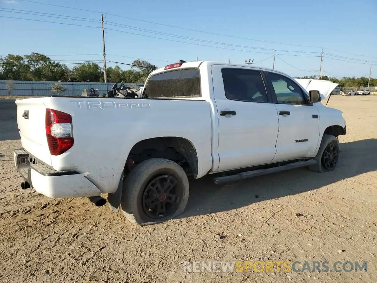 3 Photograph of a damaged car 5TFDY5F19LX938047 TOYOTA TUNDRA 2020