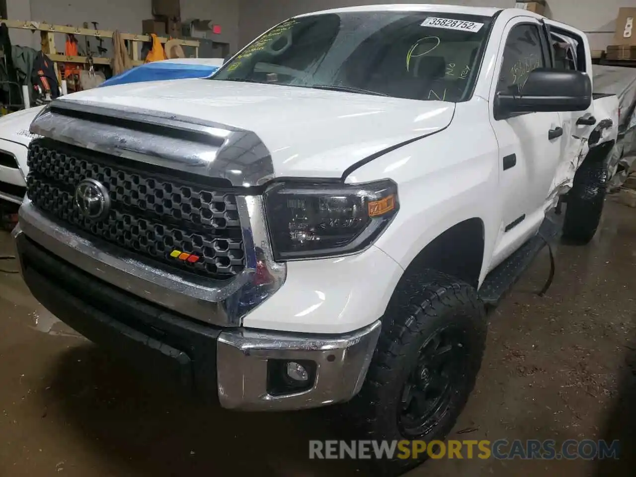 2 Photograph of a damaged car 5TFDY5F19LX942700 TOYOTA TUNDRA 2020