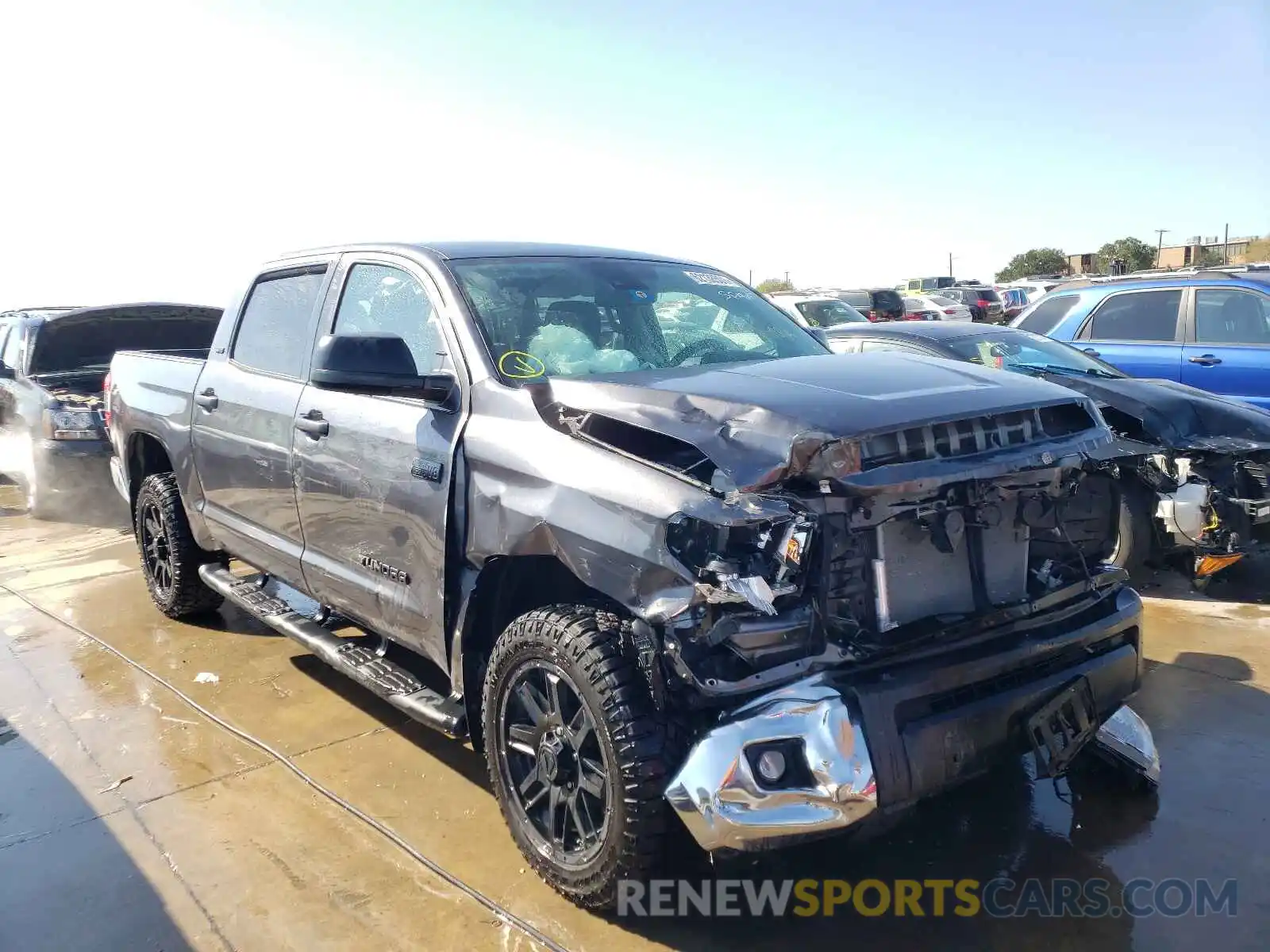 1 Photograph of a damaged car 5TFDY5F19LX954961 TOYOTA TUNDRA 2020