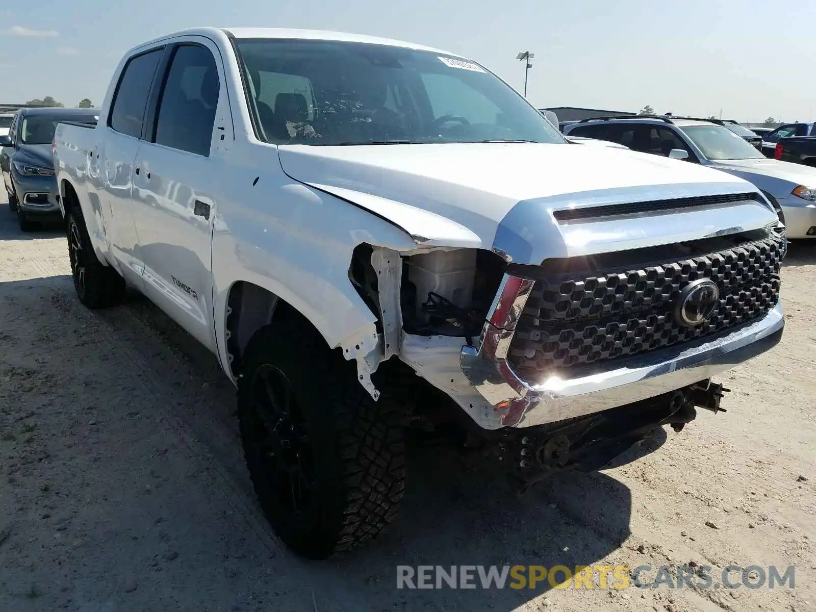 1 Photograph of a damaged car 5TFEY5F10LX269140 TOYOTA TUNDRA 2020