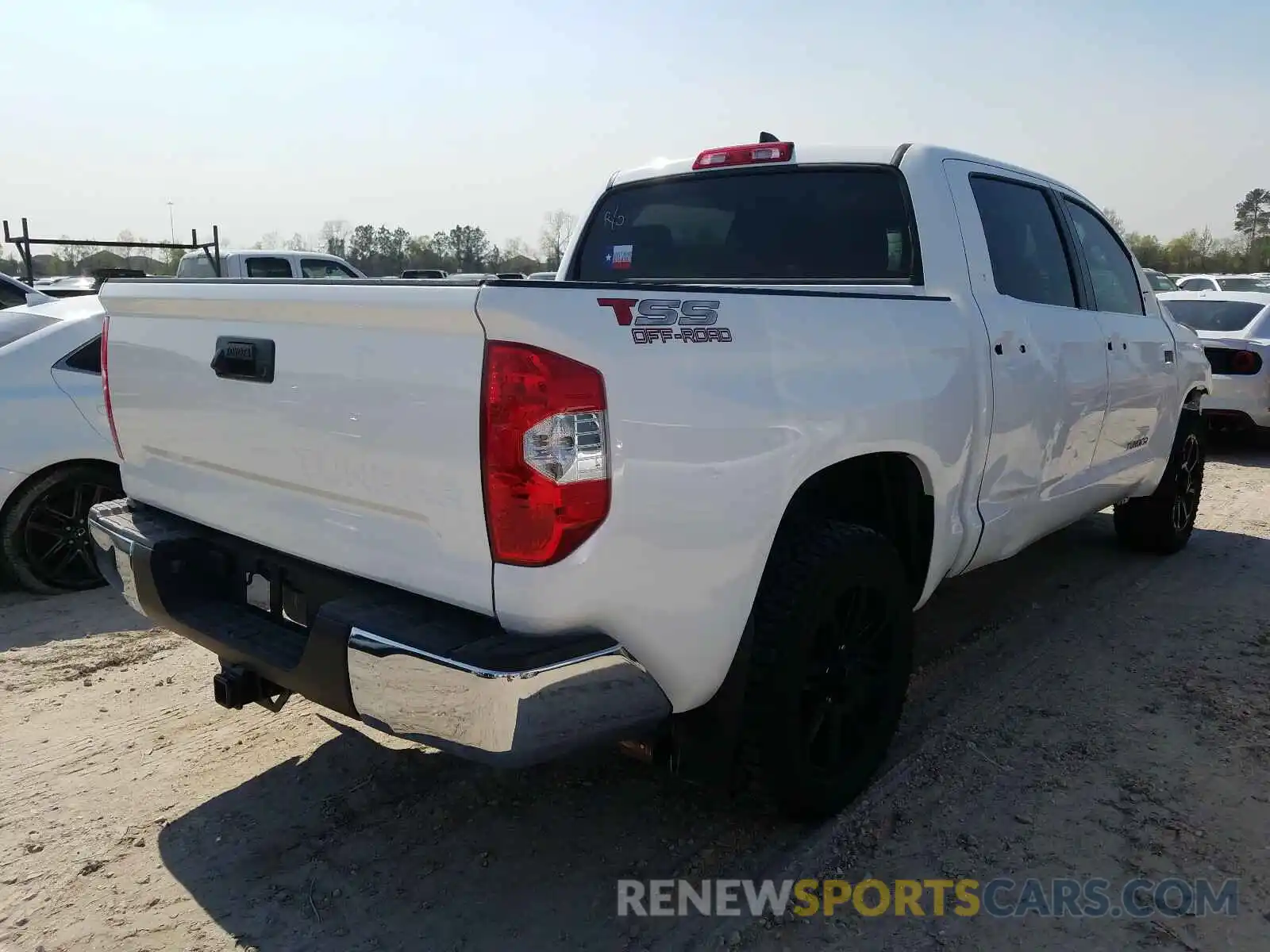 4 Photograph of a damaged car 5TFEY5F10LX269140 TOYOTA TUNDRA 2020